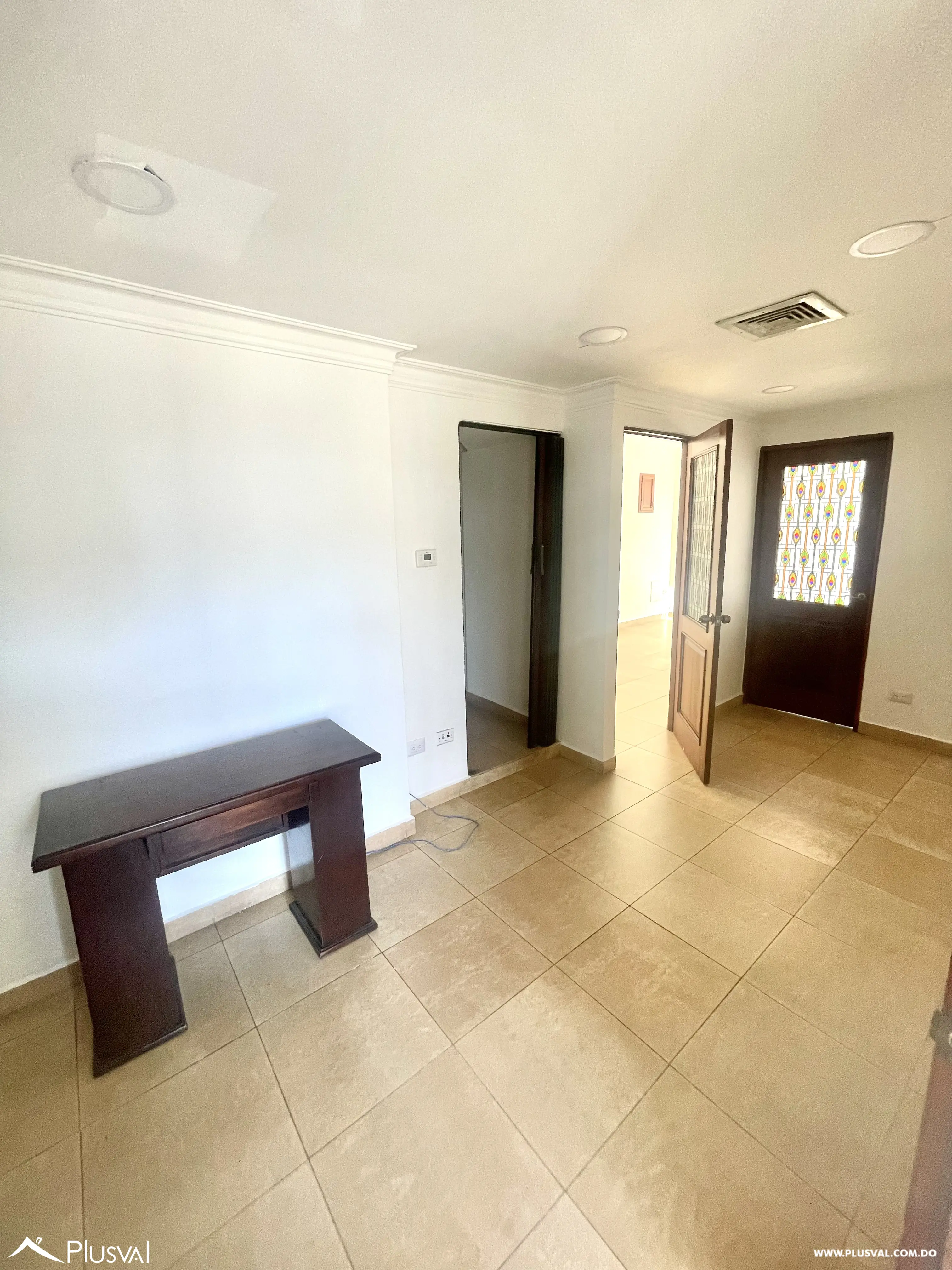 Local Comercial en Alquiler en Evaristo Morales 484668