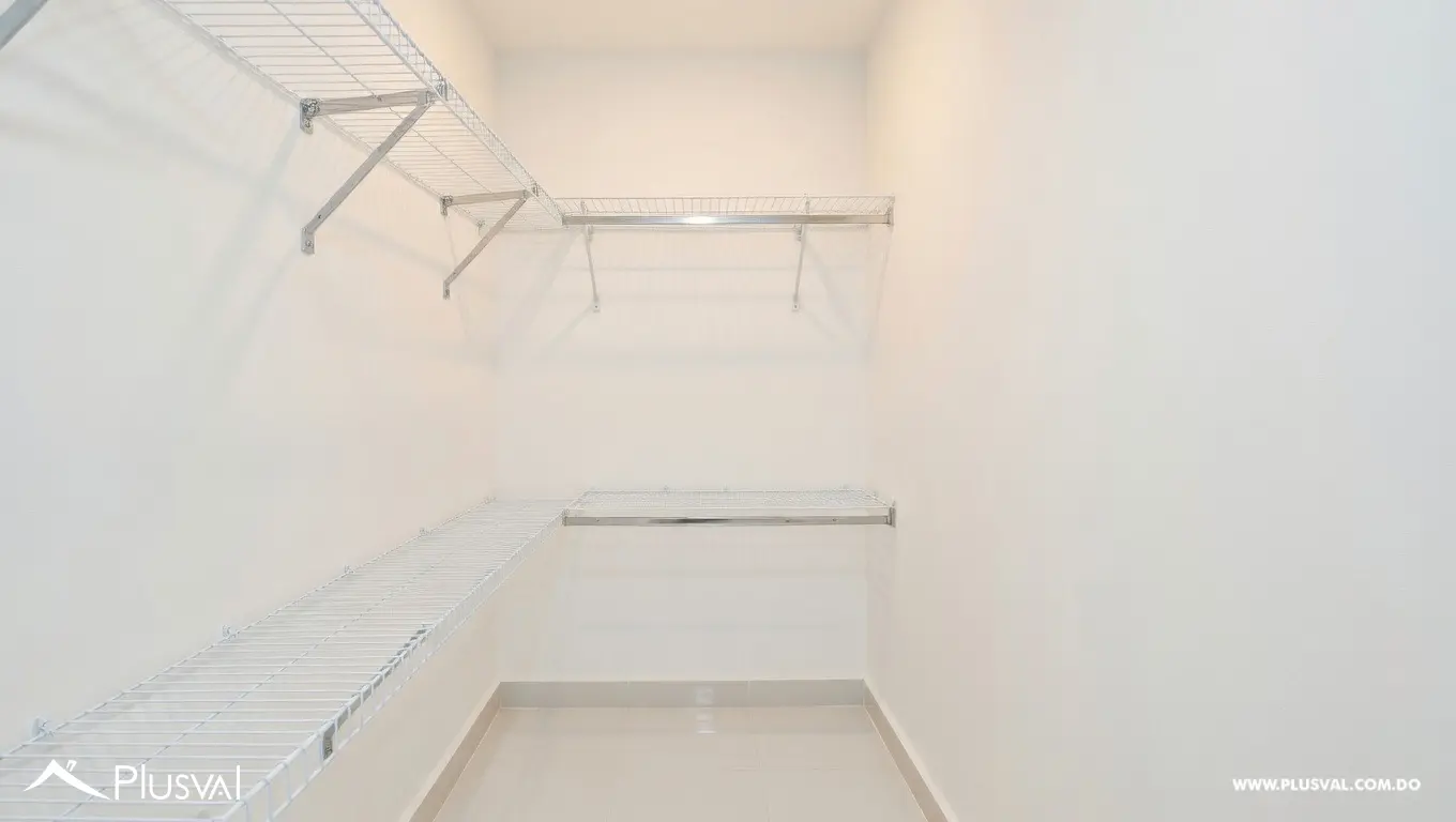 Moderno apartamento de 1 habitación con vista de revista 493330