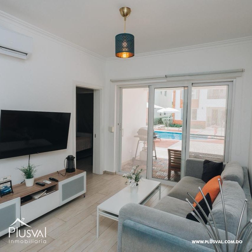 Apartamento en venta en una residencia nueva y segura, cercana a comercios y ubicada en el centro de Bávaro, a 4 minutos de la playa. 488256