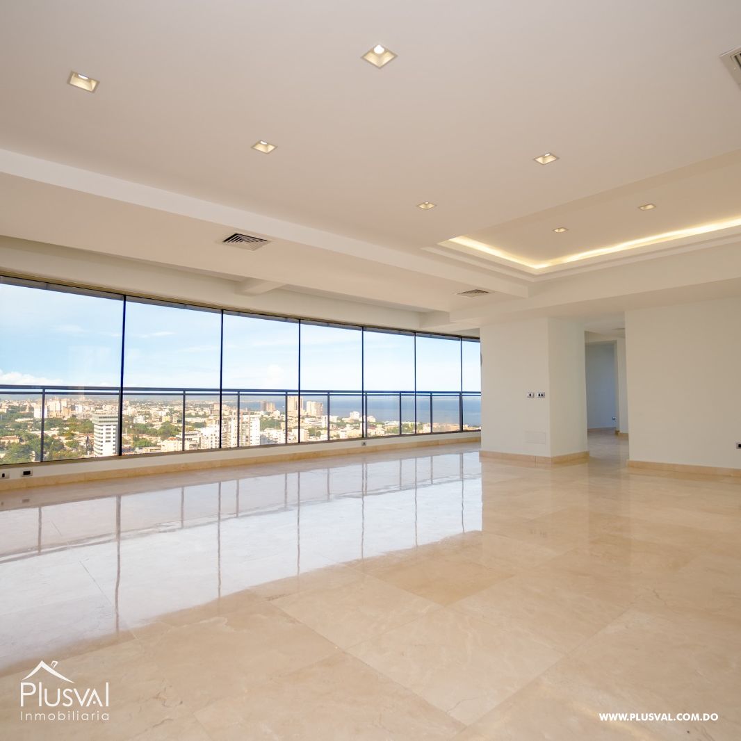 Impresionante Penthouse de 4 hab en Venta de 2 Niveles en el Exclusivo Sector de Bella Vista 410280
