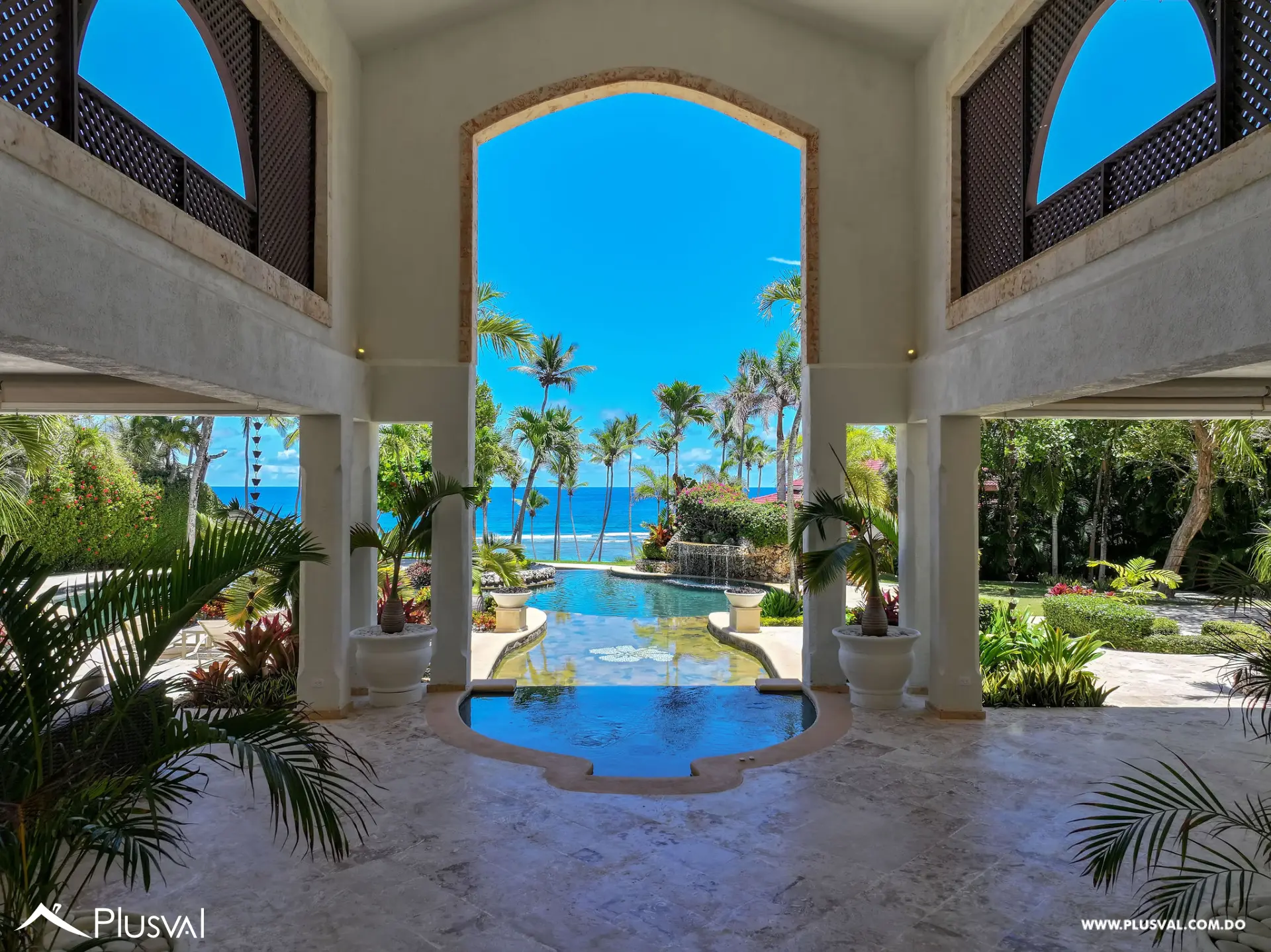 Preciosa Villa en venta. primera línea de playa en Cabrera. 476739