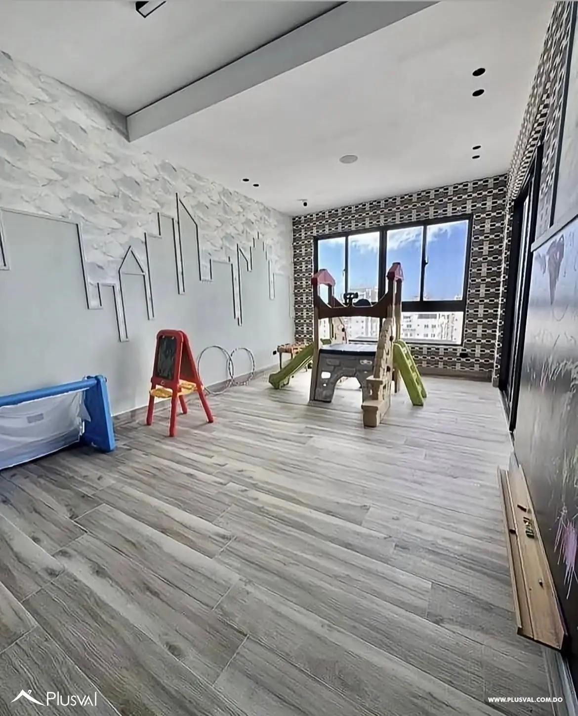 Apartamento en Alquiler de 1 habitación en Torre Nueva de Evaristo Morales 532145