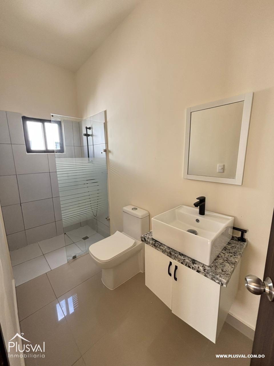 Alquiler de exclusiva propiedad de 3 Hab en Bavaro-Punta Cana 479109