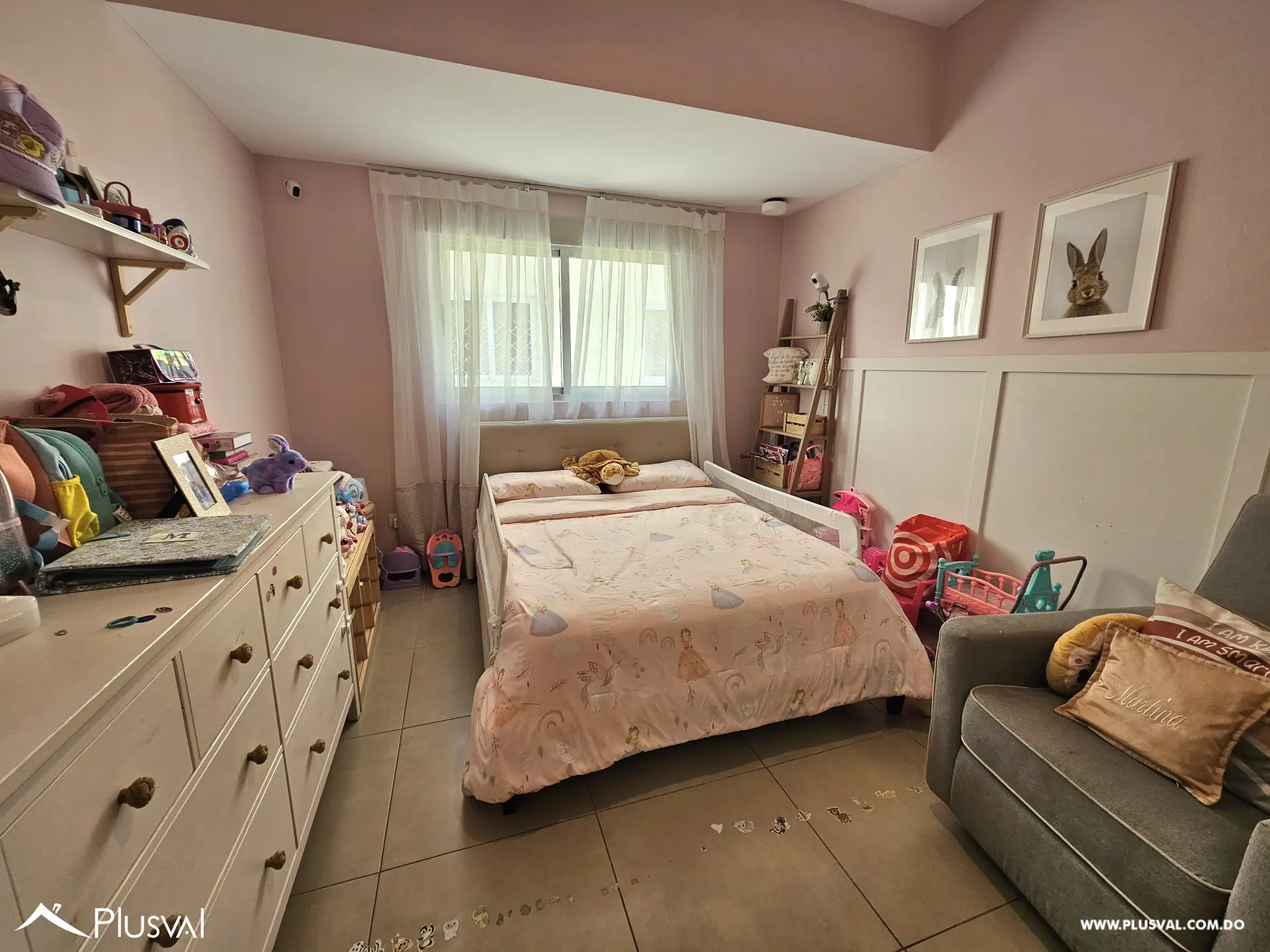 Alquilo apartamento con línea blanca a dos esquinas del Parque Mirador Sur 500664