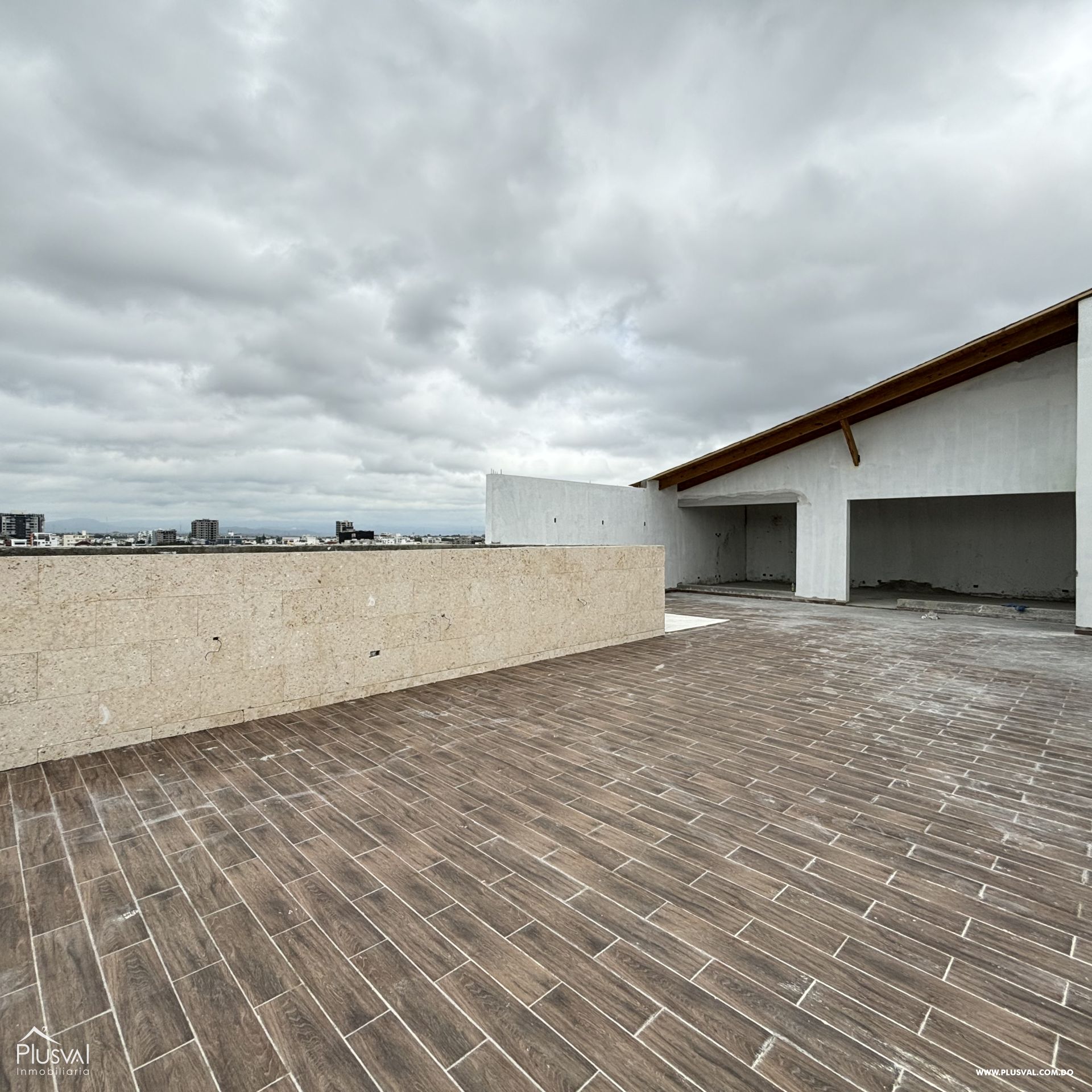 Proyecto en Evaristo Morales 363628