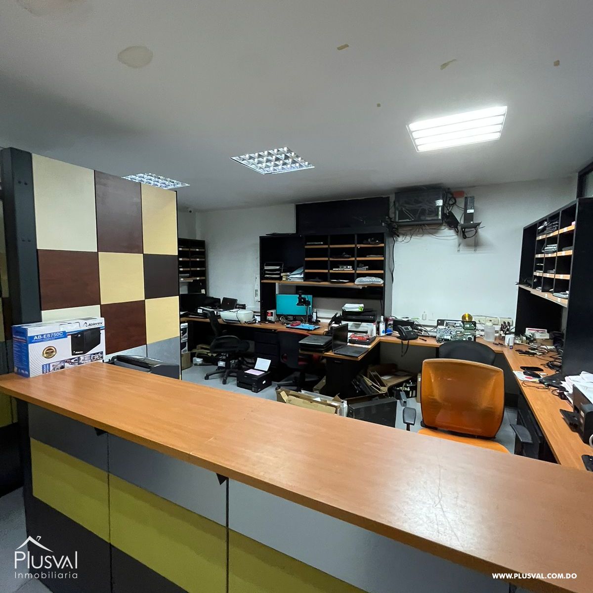 Amplio local en venta en Piantini 307005