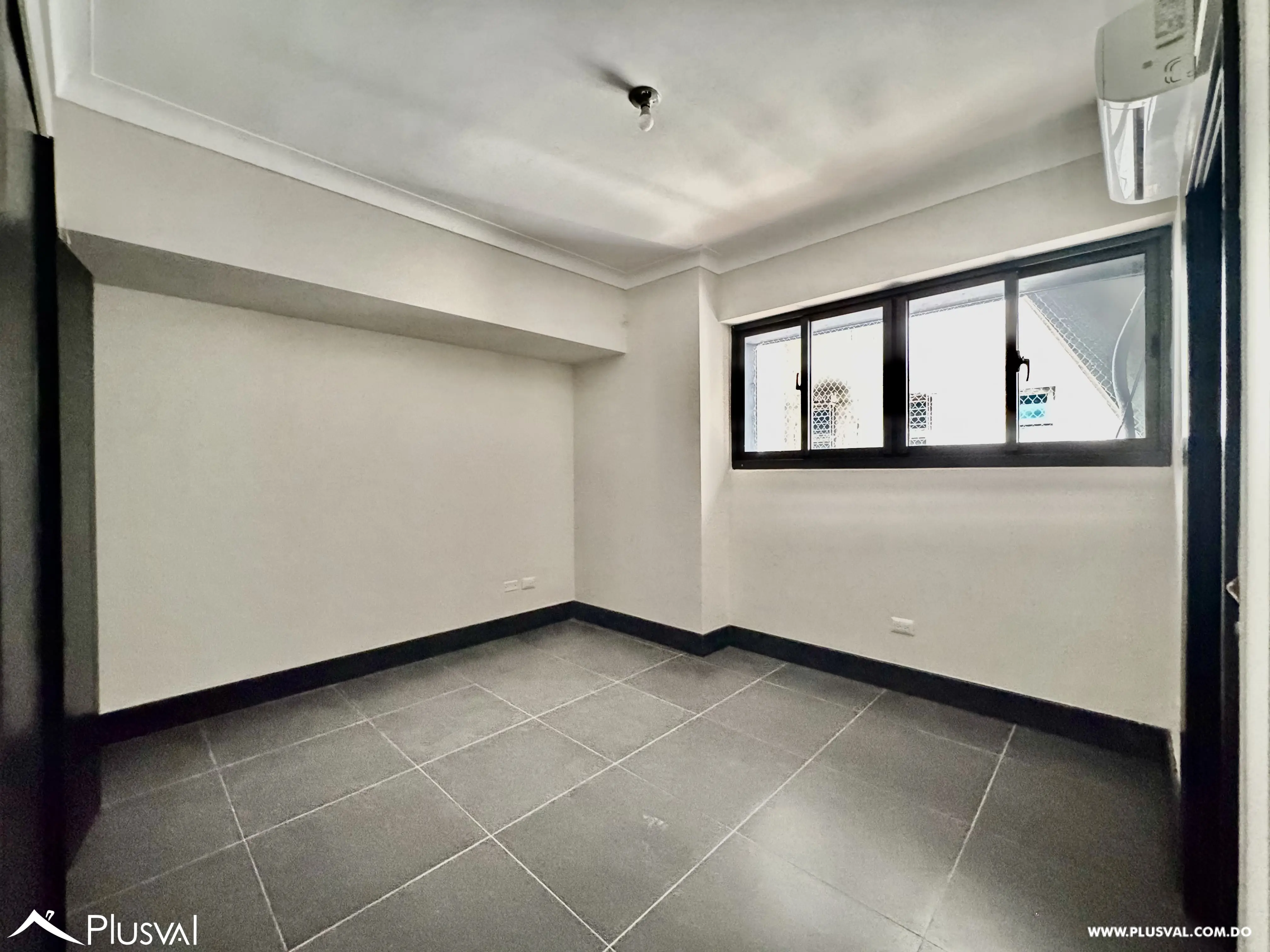 Alquilo Excelente Apartamento en el Corazón de Piantini 493575