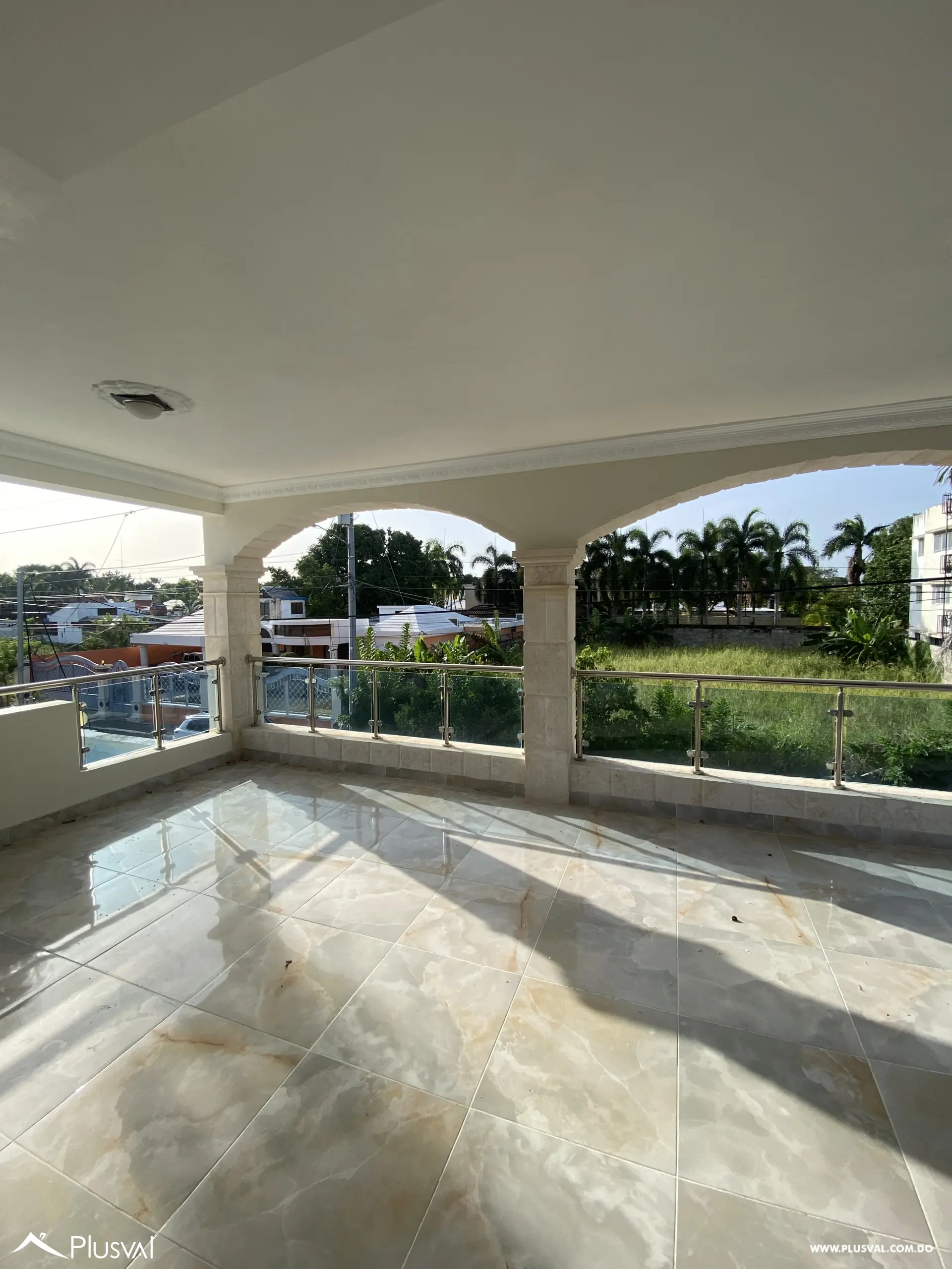 Amplia Casa Familiar en La Vega con 4 Habitaciones y Piscina 517628