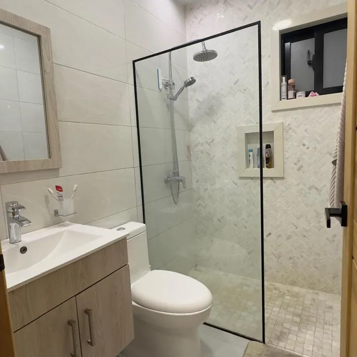 Amplio Penthouse en venta en Evaristo Morales 444543