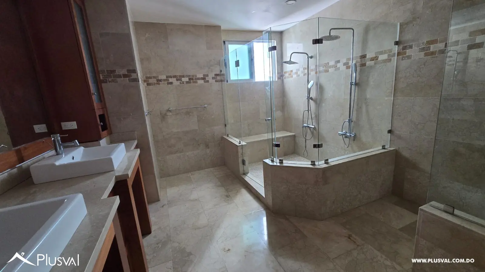 Majestuoso Apartamento en venta en la zona más Exclusiva de Serralles 492671