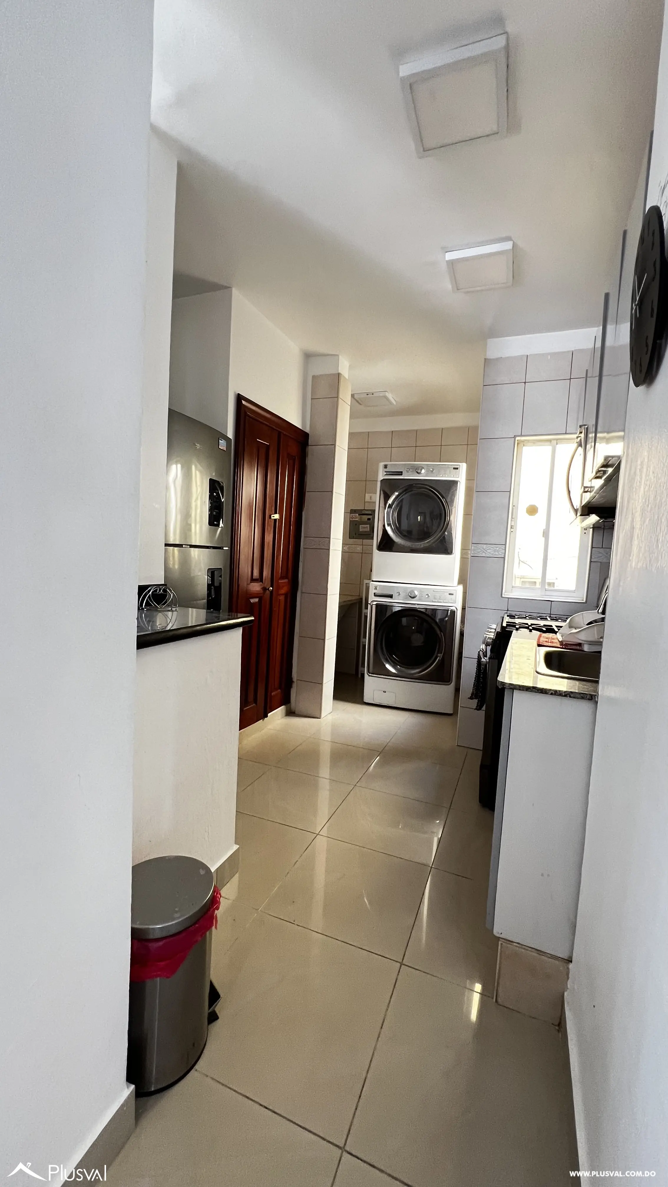 Apartamento estudio amueblado con hermosa vista desde la sala  y la habitación 526294