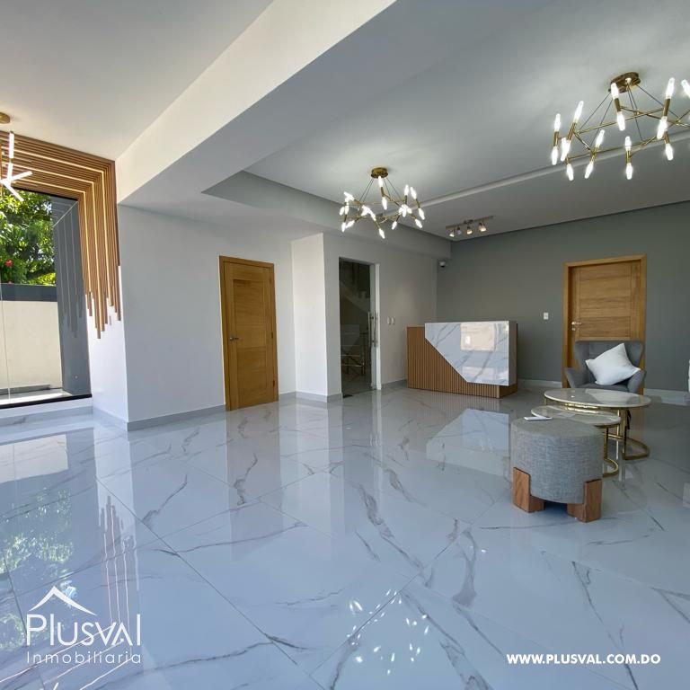 TORRE DE APARTAMENTOS ENSANCHE OZAMA EN VENTA 329642