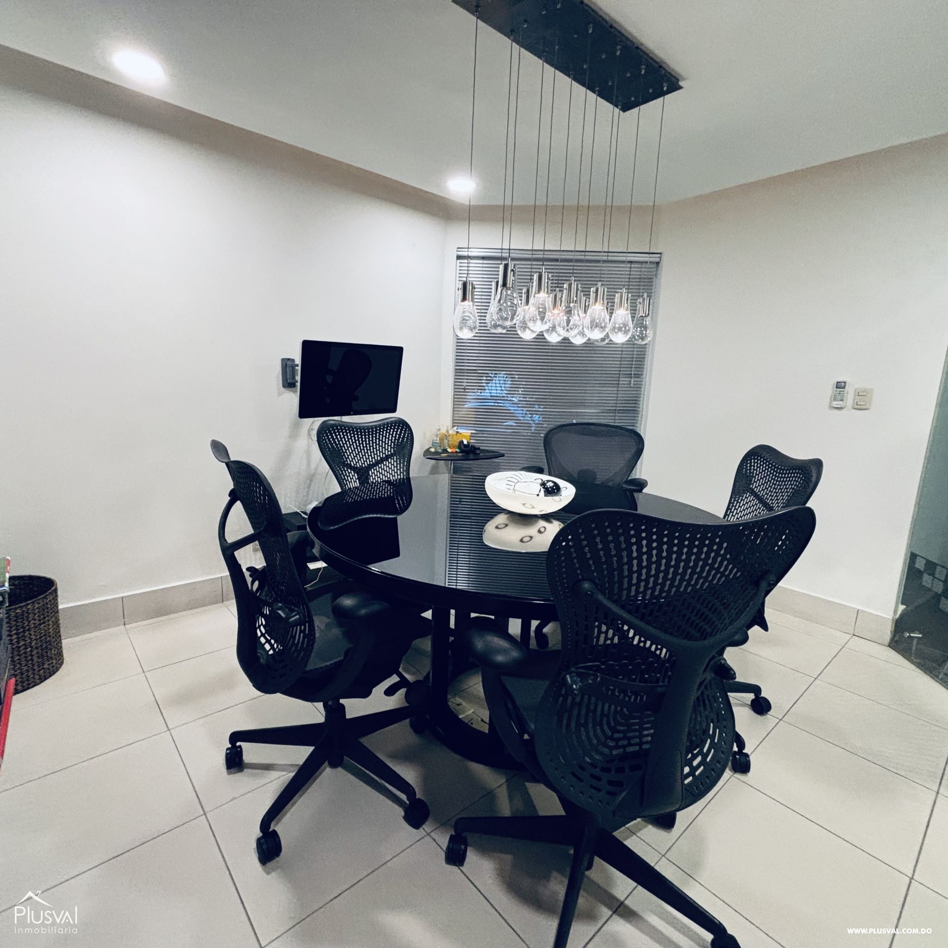 Propiedad comercial para oficinas o co-working 389335
