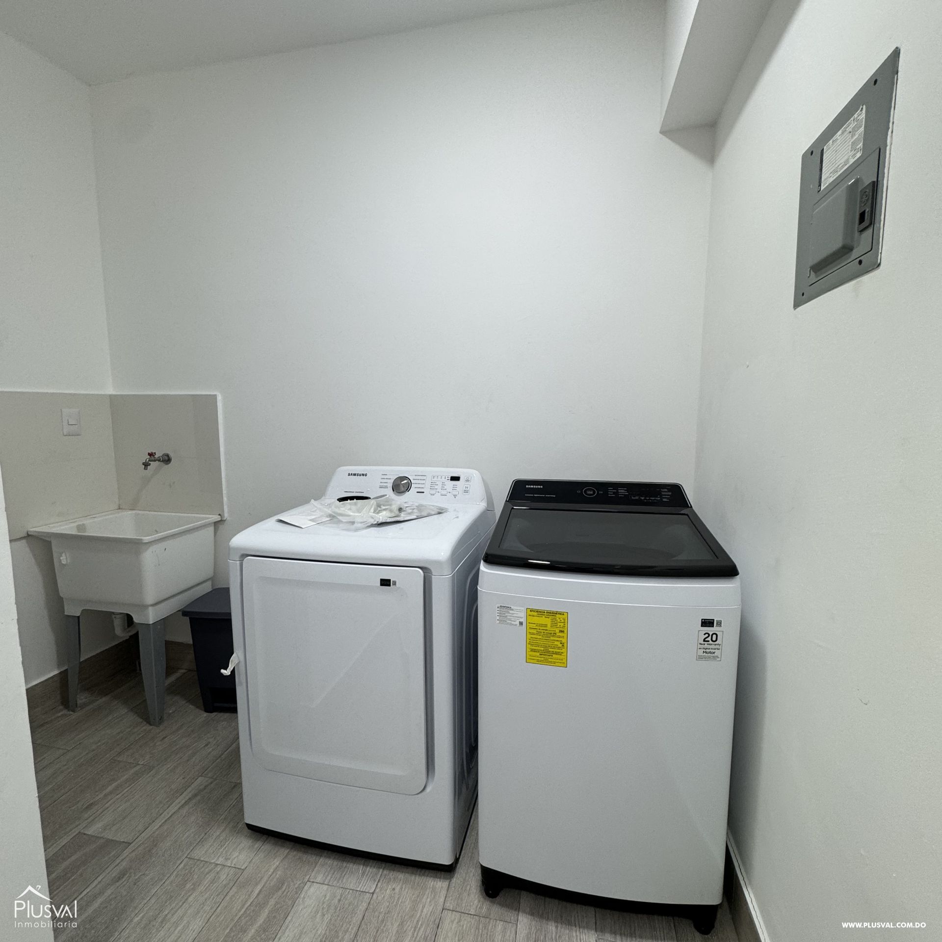 Apartamento de 2 dormitorios Amueblado en alquiler en área exclusiva 449299