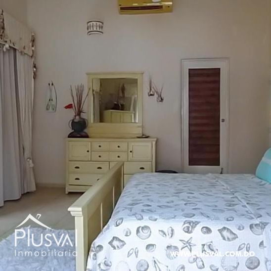 Villa en venta en 2da línea de playa, Las Terrenas 365888
