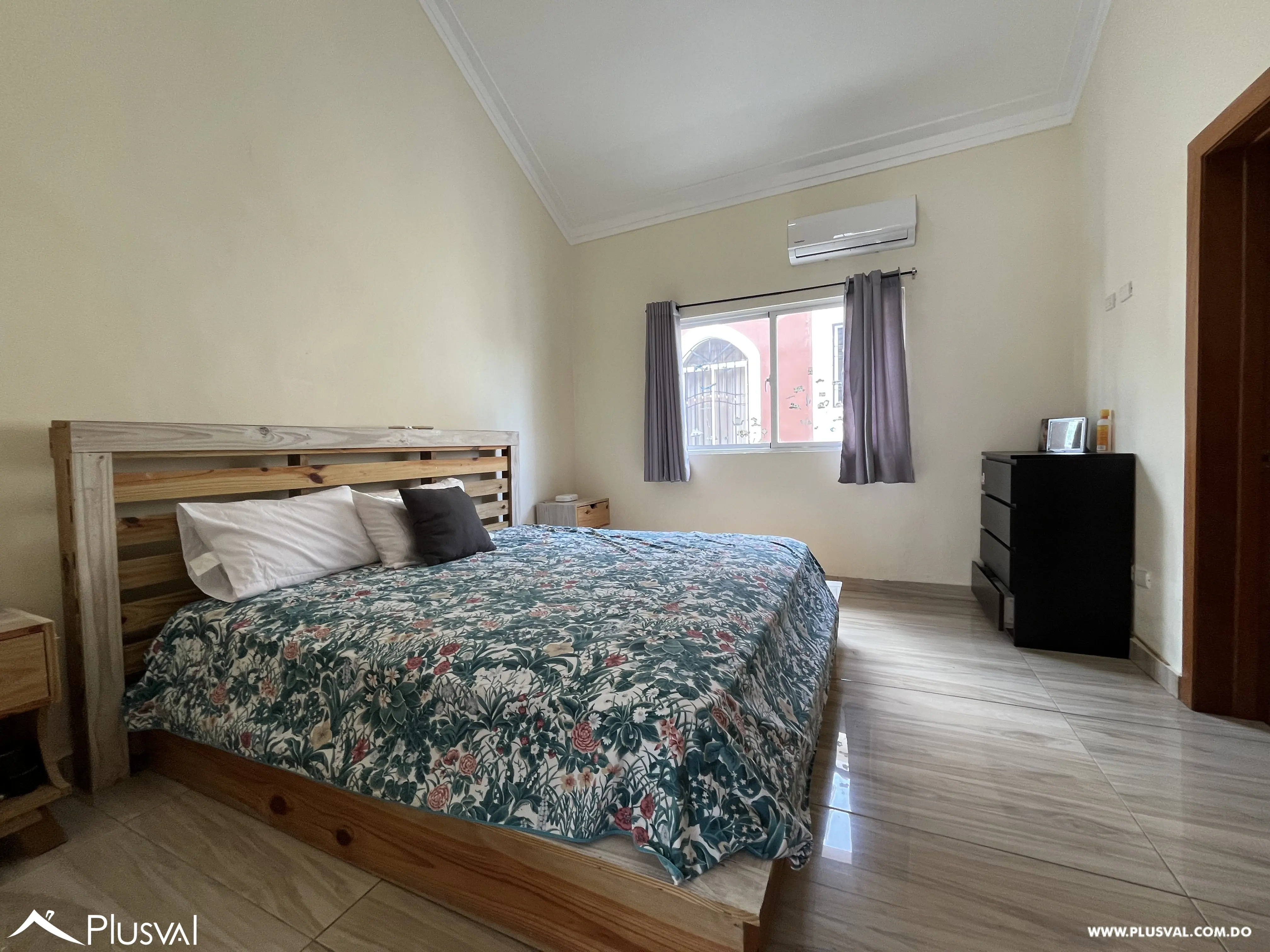 Acogedora casa de 4 habitaciones en Colinas del Oeste 500064