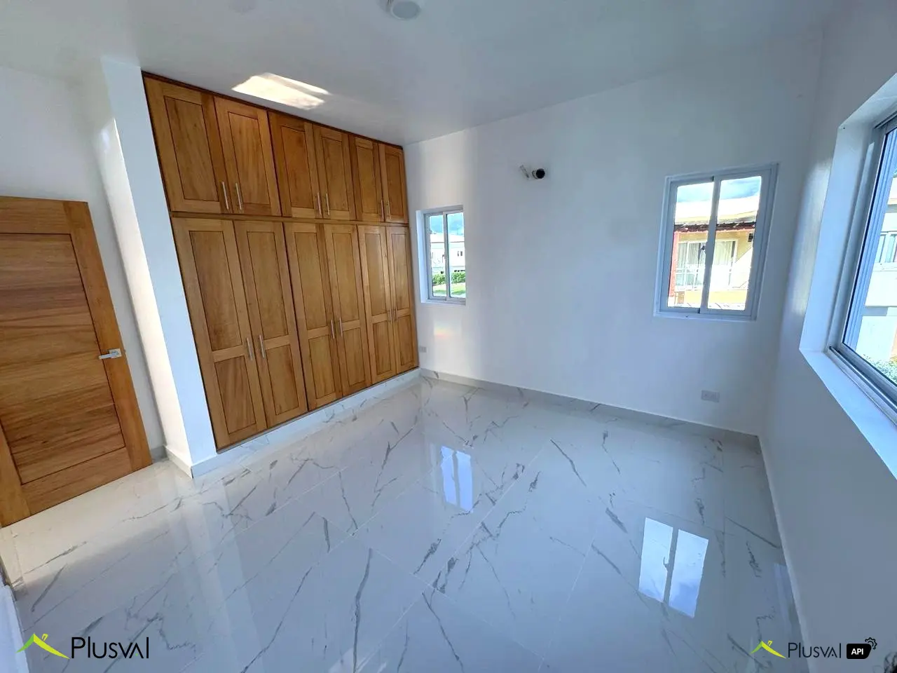 Espectacular Villa de 2 Niveles con Piscina en Sector Exclusivo | Puerto Plata 448819