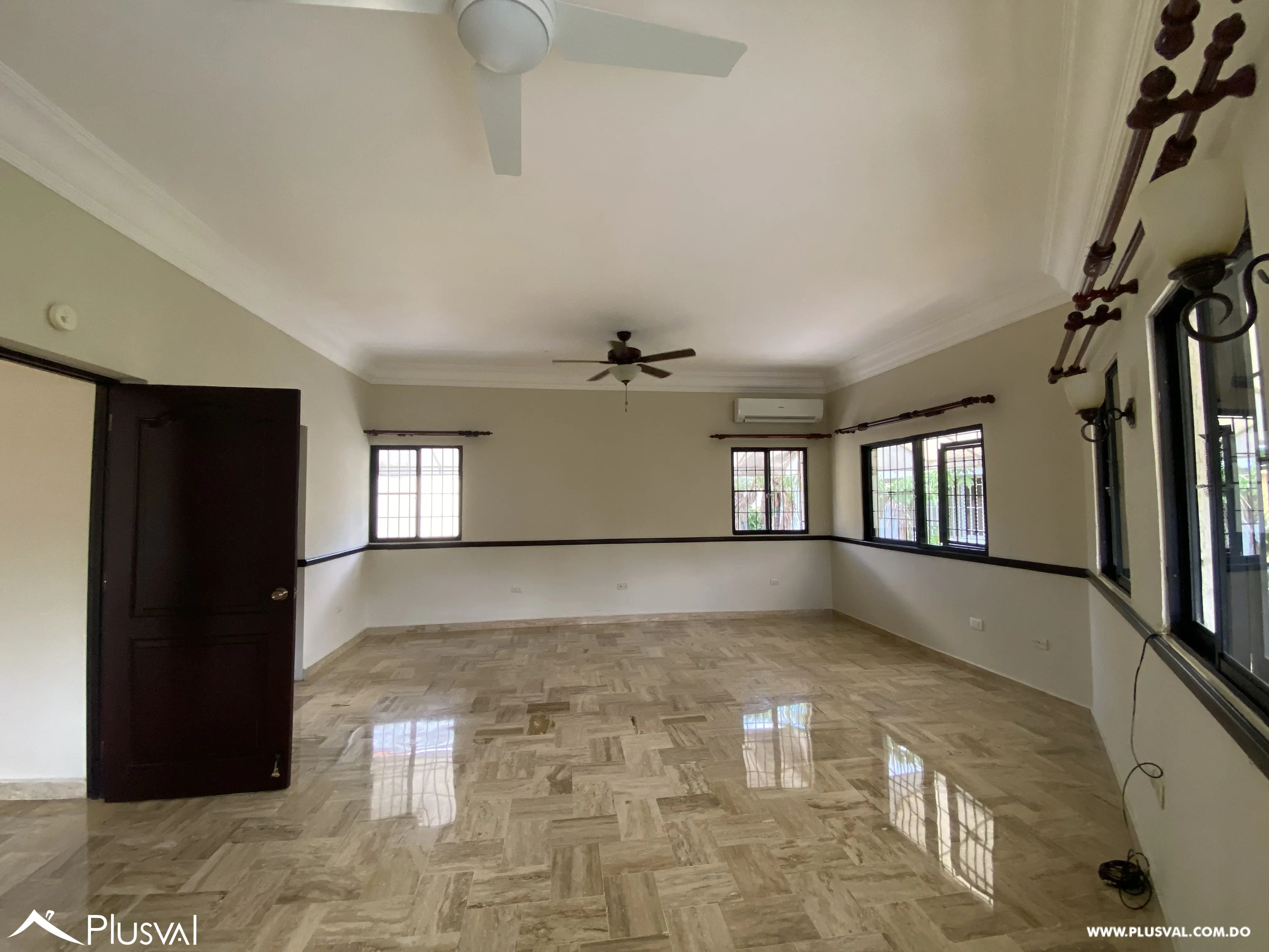 Alquilo Excelente Casa Residencial en Las Praderas 455442