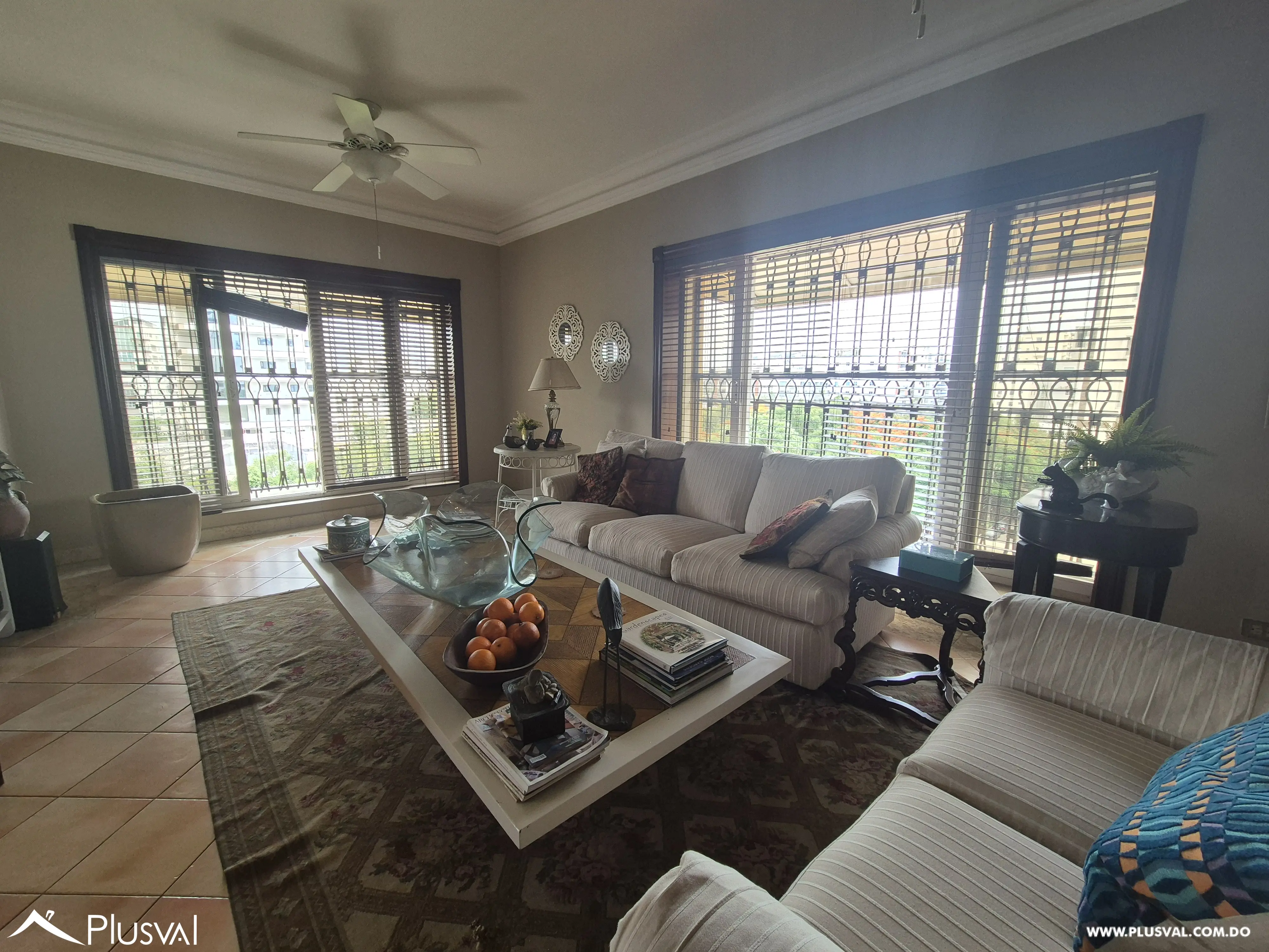 Apartamento uno por piso en venta en Serralles en piso alto 456447
