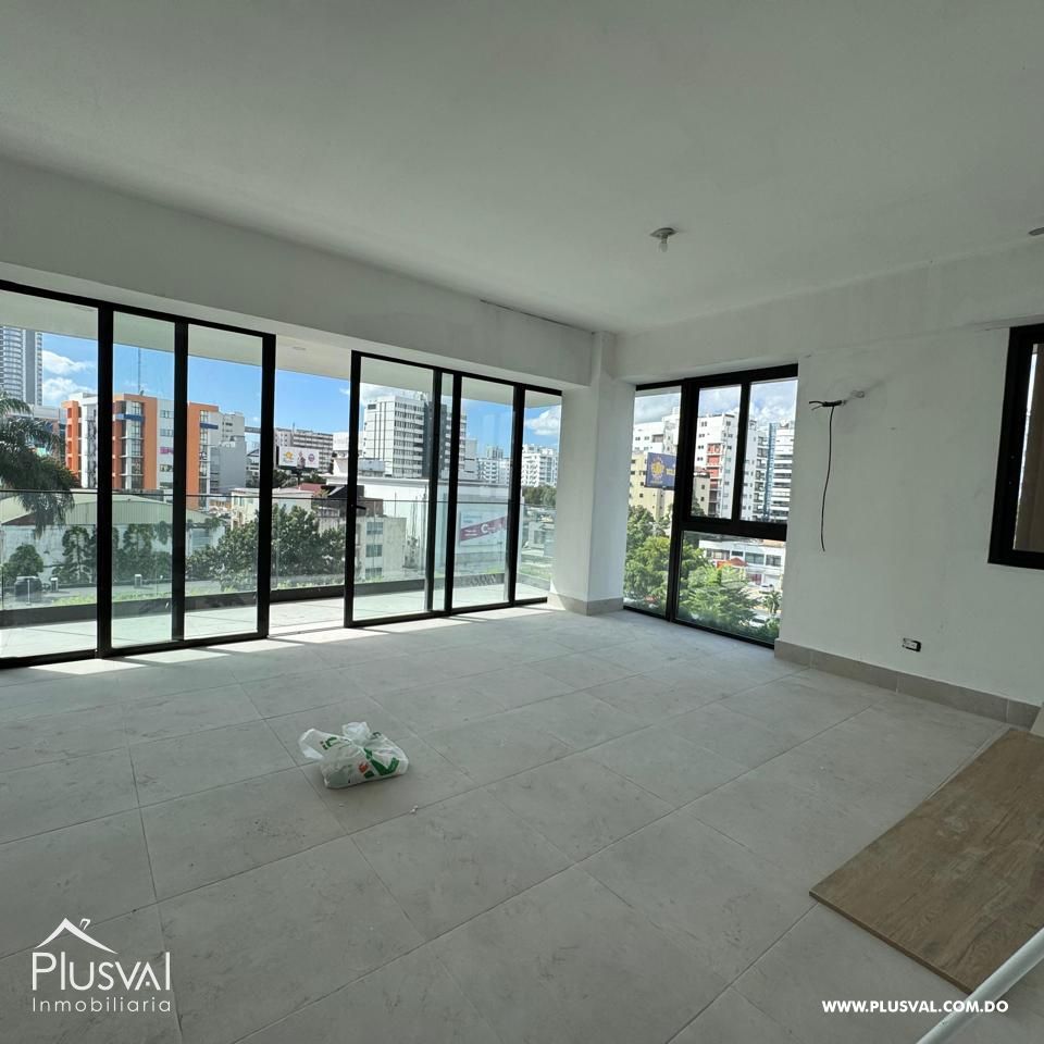 Venta de apartamento de 3 habitaciones y 3 parqueos en el sector de Naco 421536
