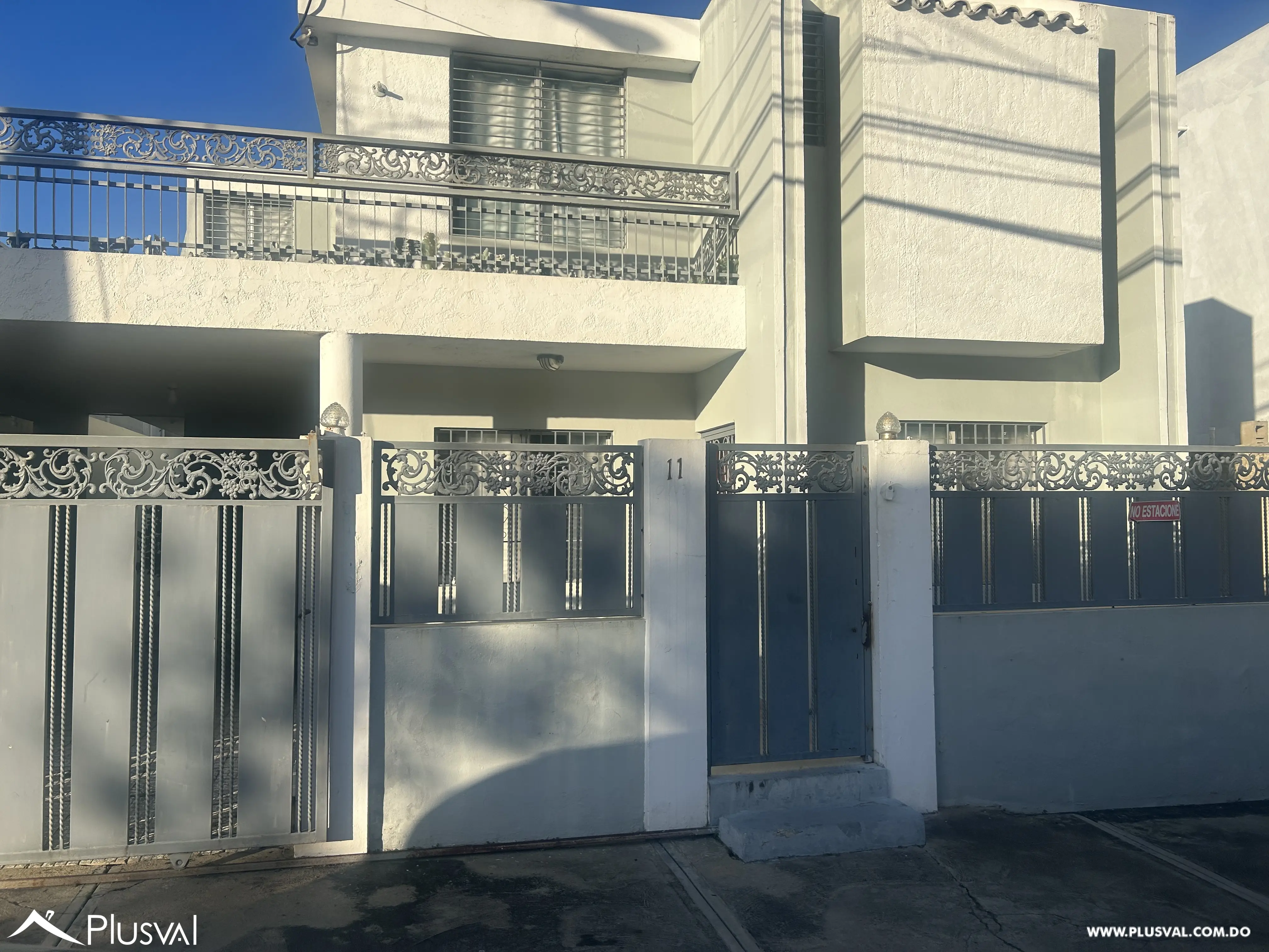 Casa en Alquiler para uso Versátil, Residencia, Consultorio o Negocio de Alto Tráfico 474583