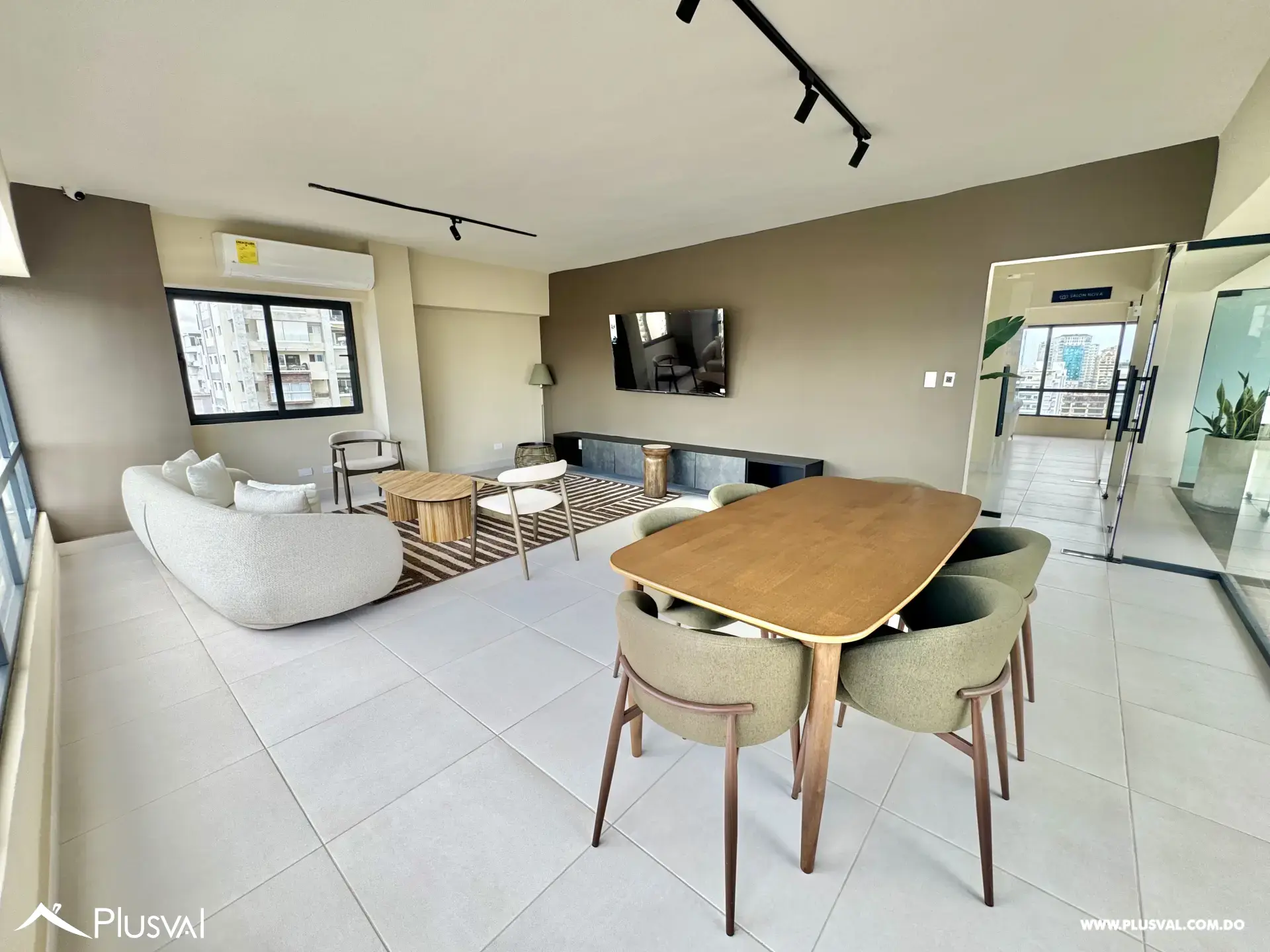 Apartamento en alquiler en Naco 500291