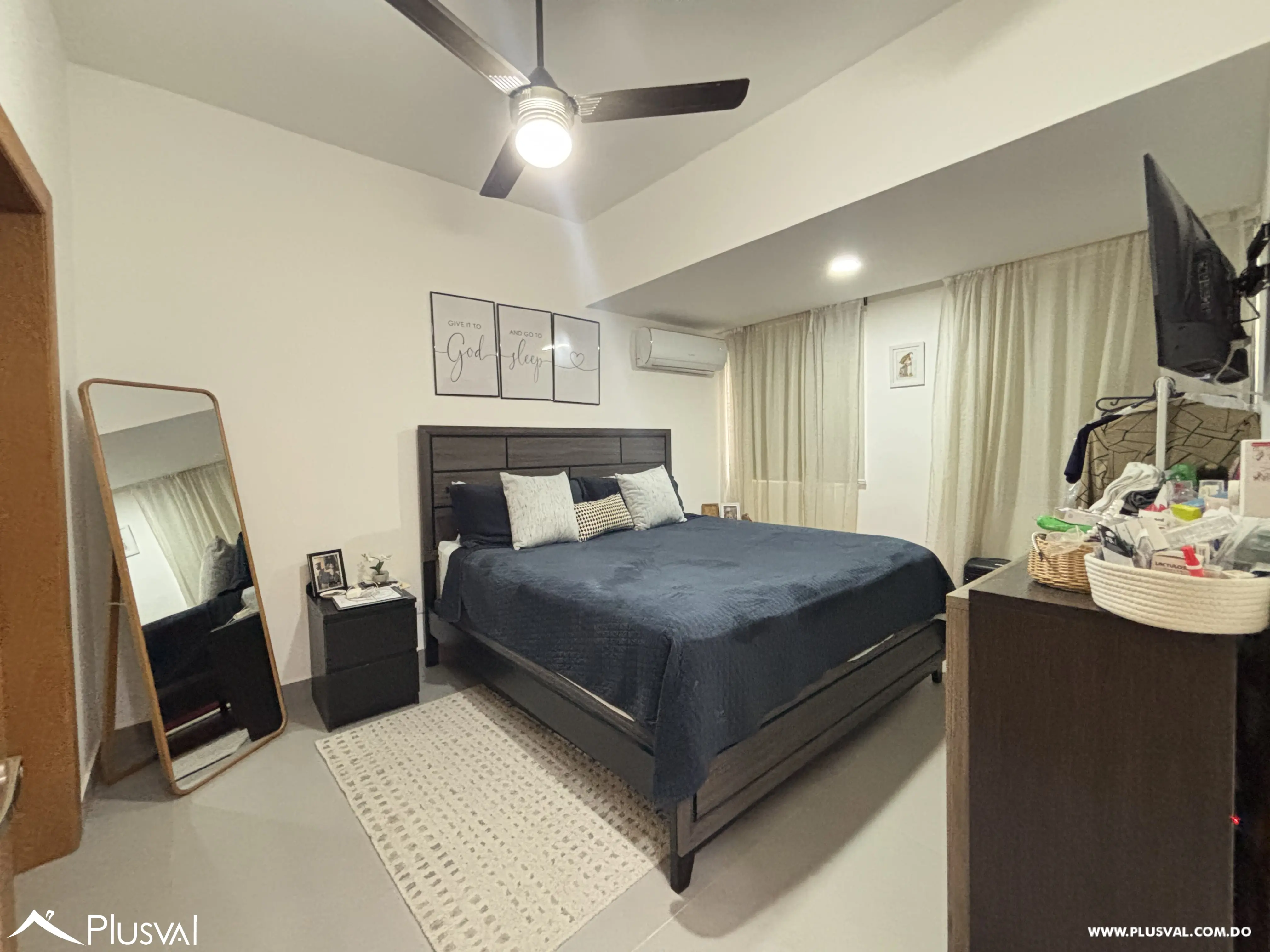 Apartamento en venta de 1 habitación en Evaristo Morales 511030