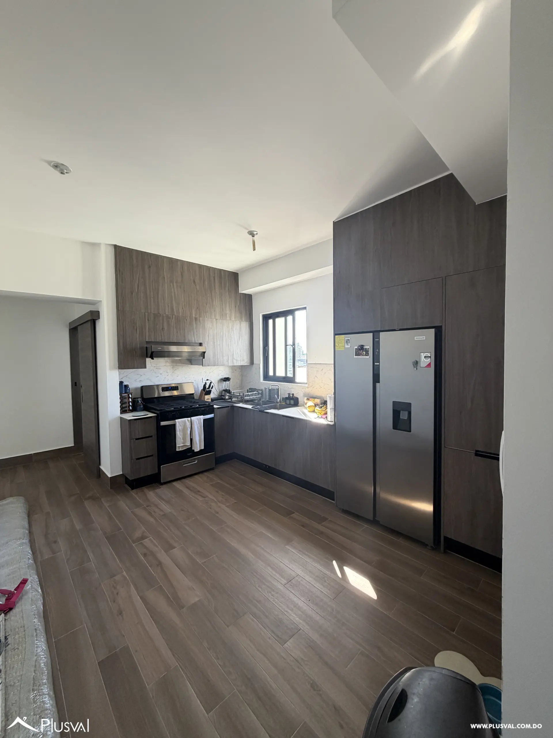 Naco | Piso Alto con Vistas | 2 Hab + 2.5 Baños 480806
