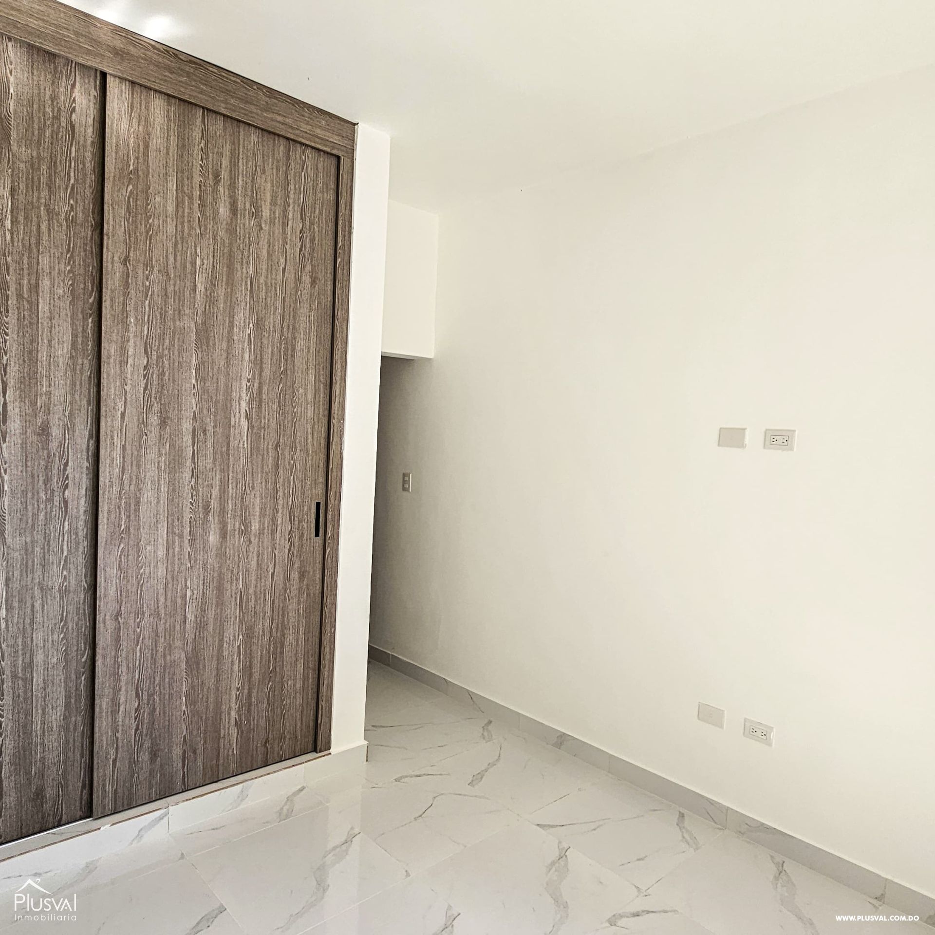 Apartamento en alquiler en estrategica ubicación en Naco 389668
