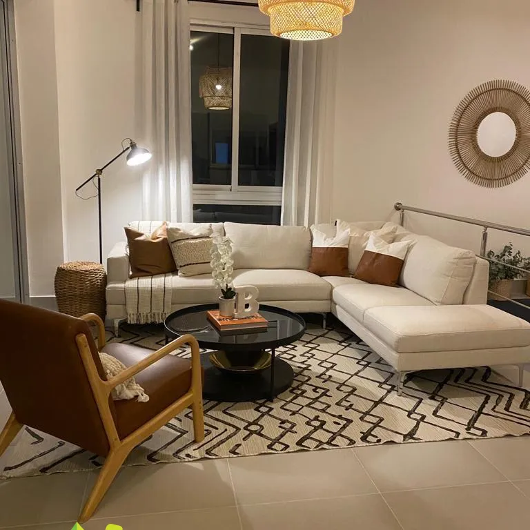 Amplio apartamento en venta con terraza y acceso a playa en Punta Cana Village 444516