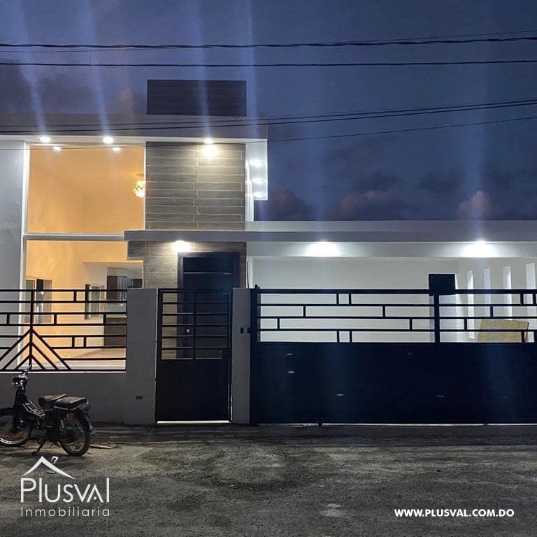 ¡Descubre tu nuevo hogar! Cómoda Casa en Venta en el Residencial El Ejecutivo 400245
