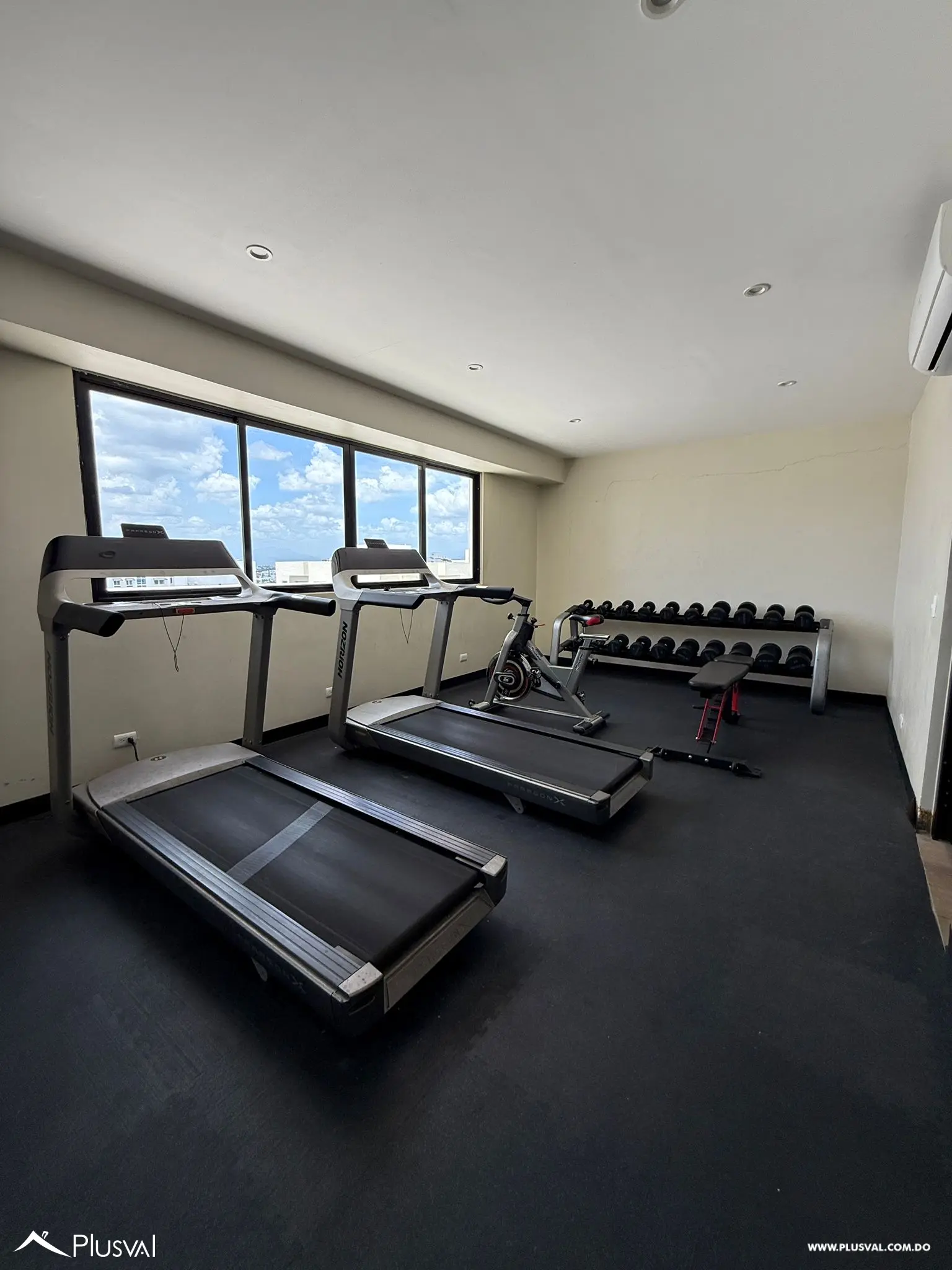 Apartamento en alquiler en Evaristo Morales 460059