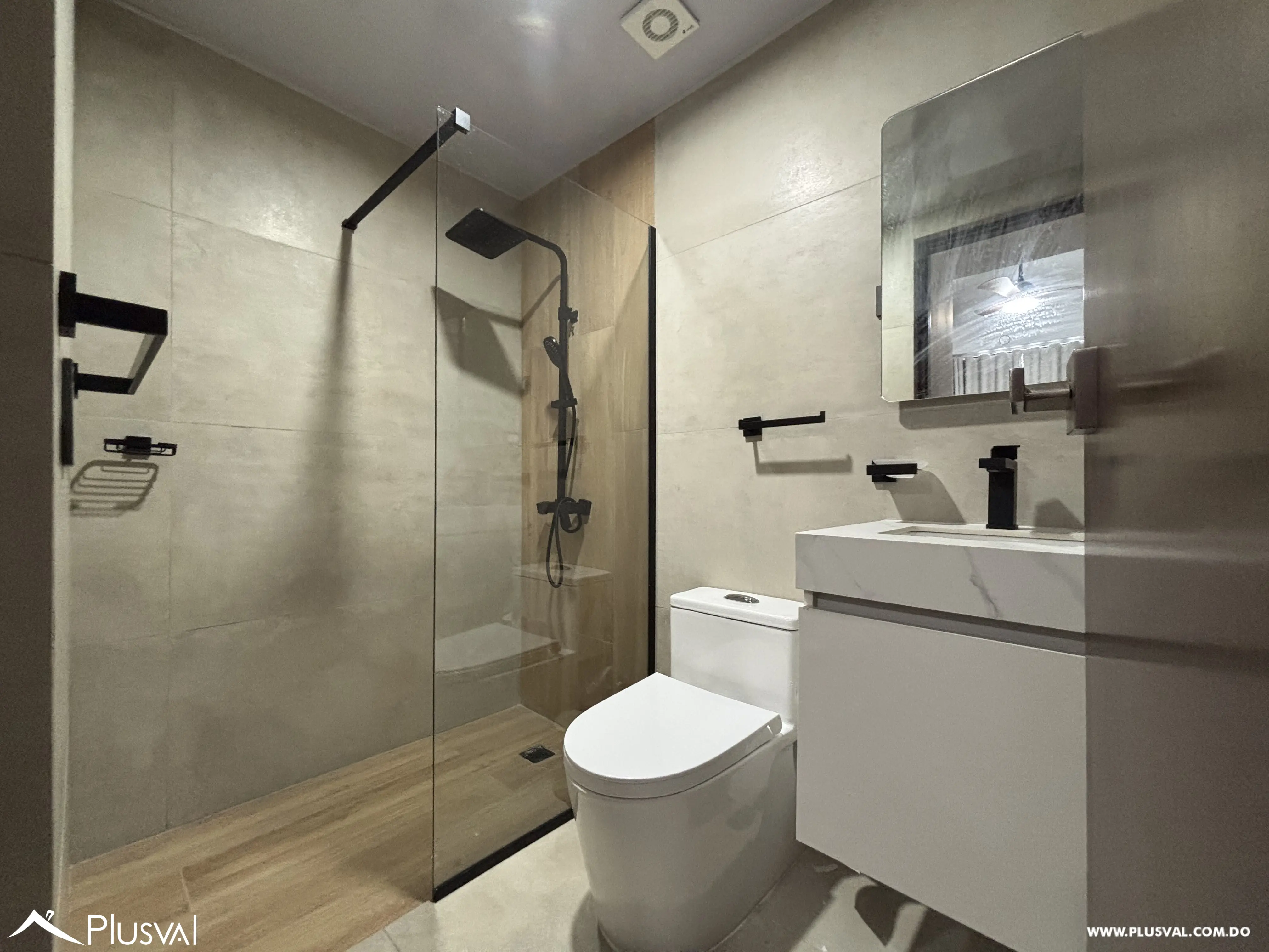 Apartamento amueblado en alquiler en Evaristo Morales 519442