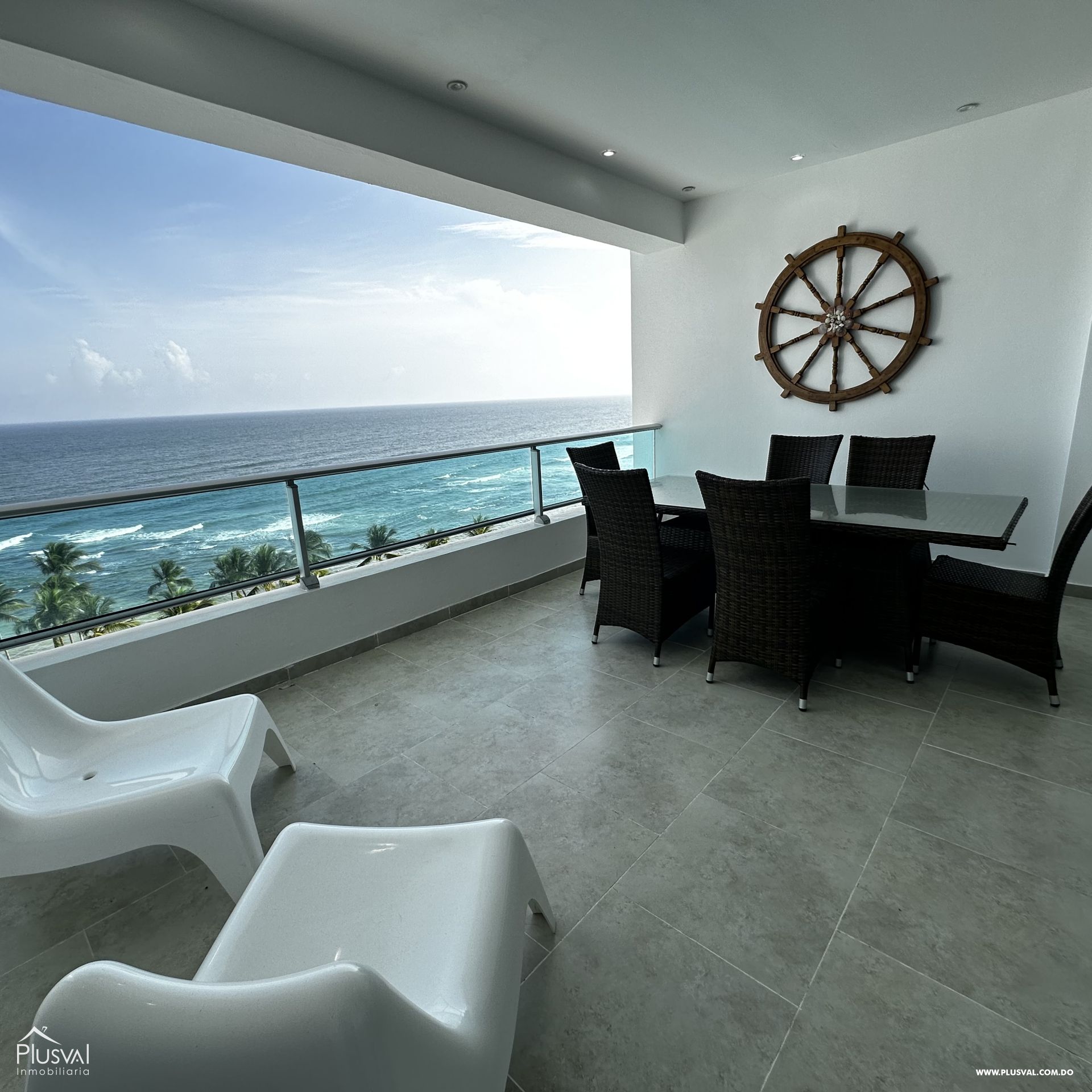 Venta de apartamento en primera línea de playa en Juan Dolio 362243