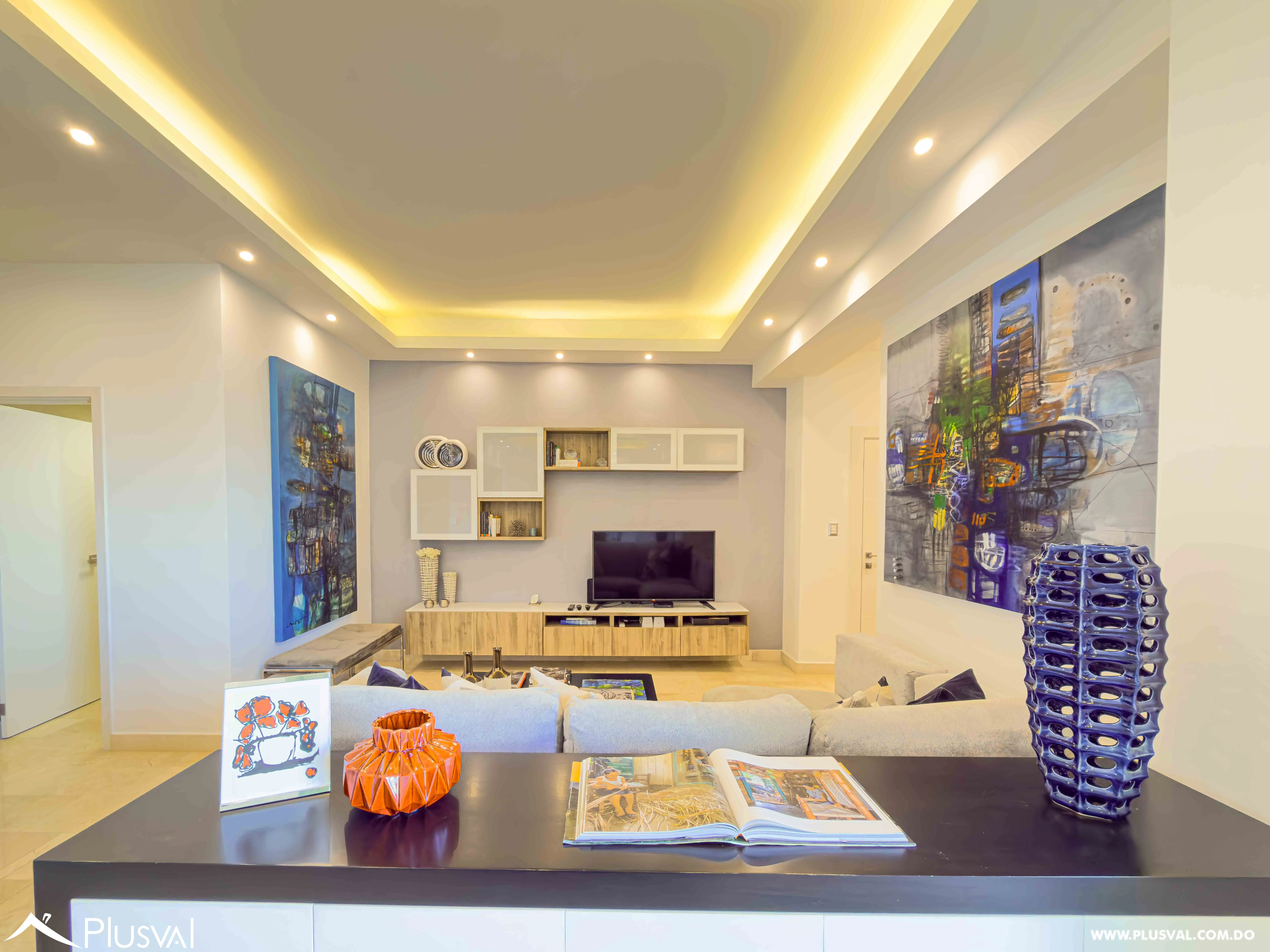 Elegante Apartamento Amueblado en Alquiler en Naco con 2 Habitaciones y Piso Alto 496576