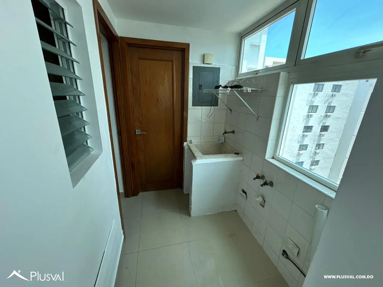 Apartamento en venta, de 3 habitaciones en el  Ens. Paraíso. 507131