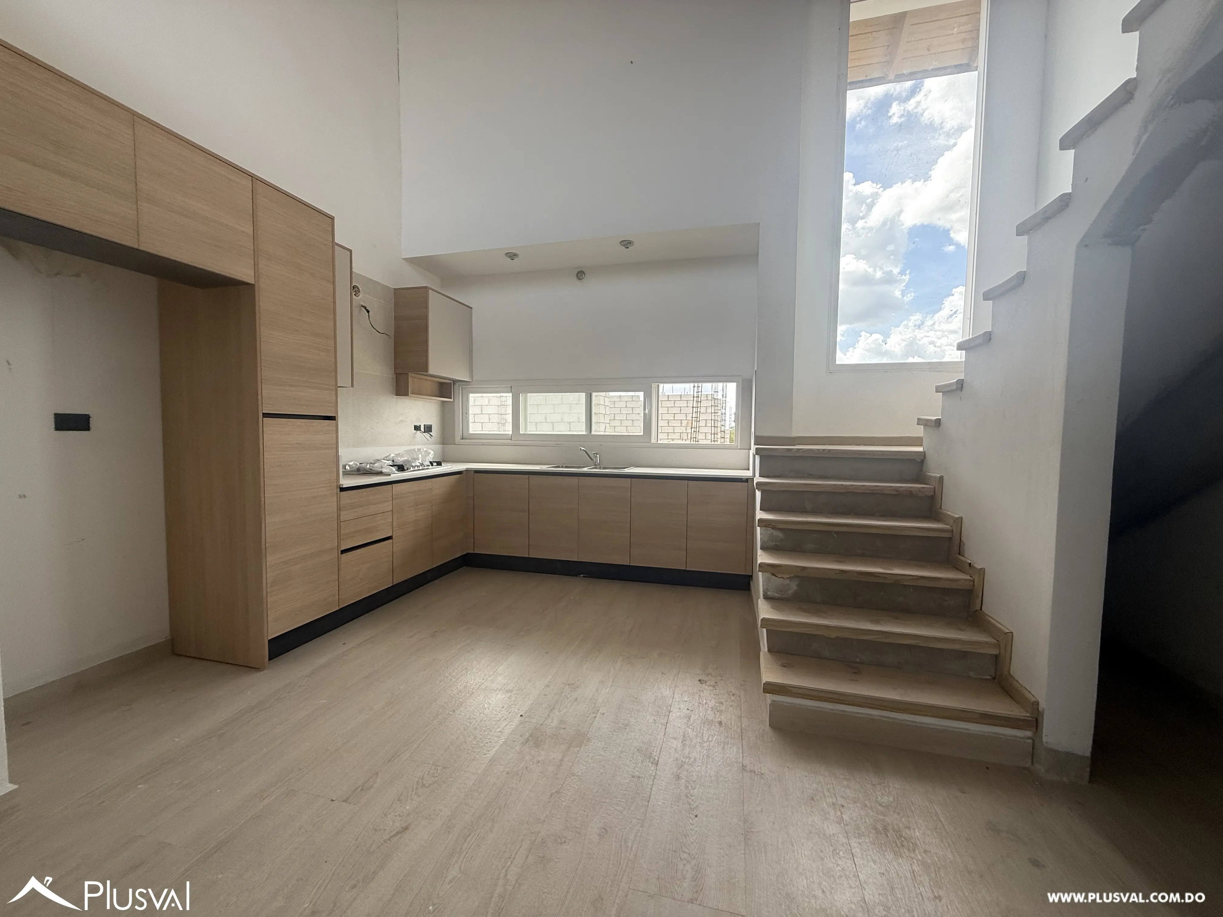 Penthouse único de 3 habitaciones en Dominicus 452350
