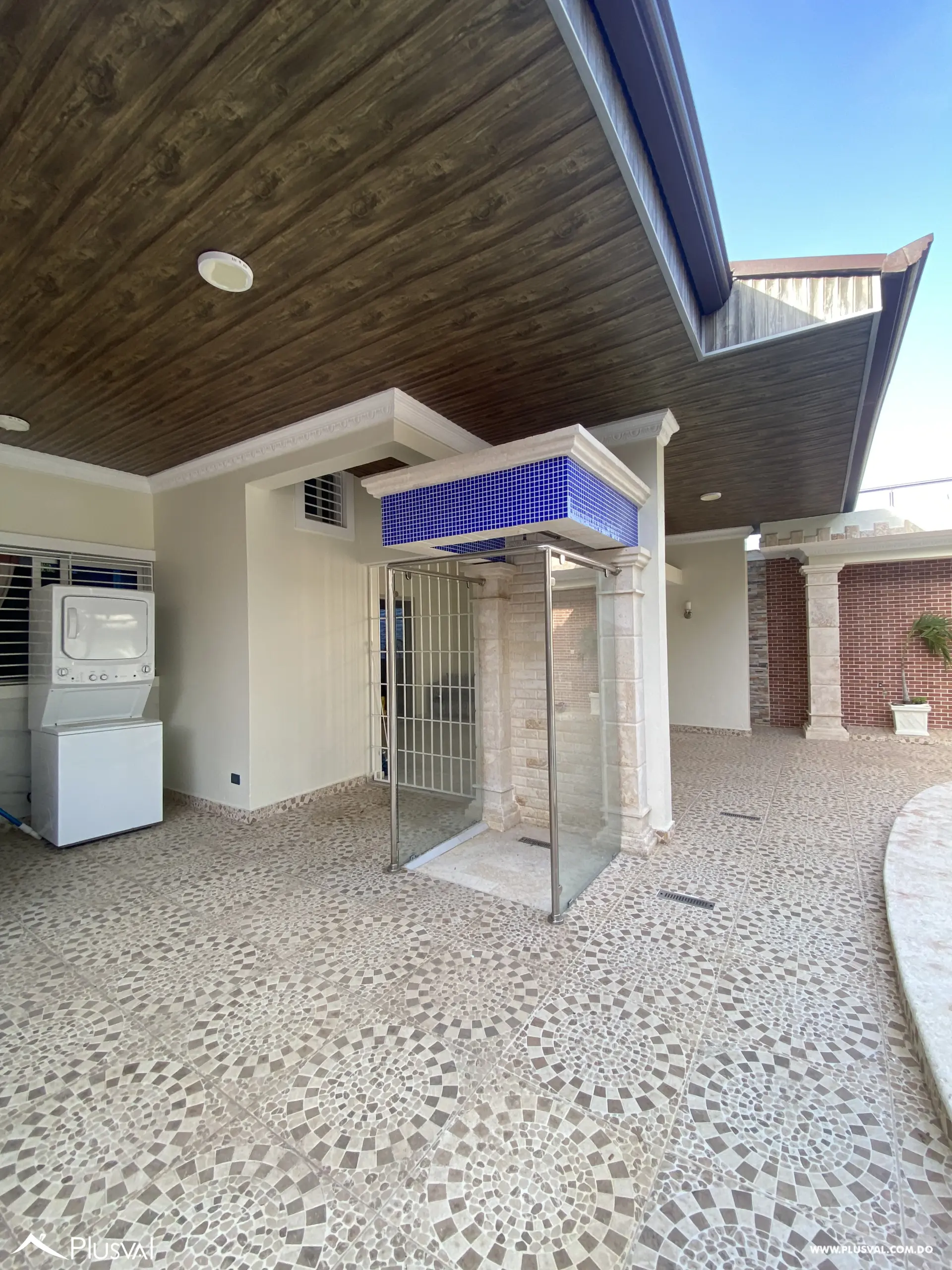 Amplia Casa Familiar en La Vega con 4 Habitaciones y Piscina 517639
