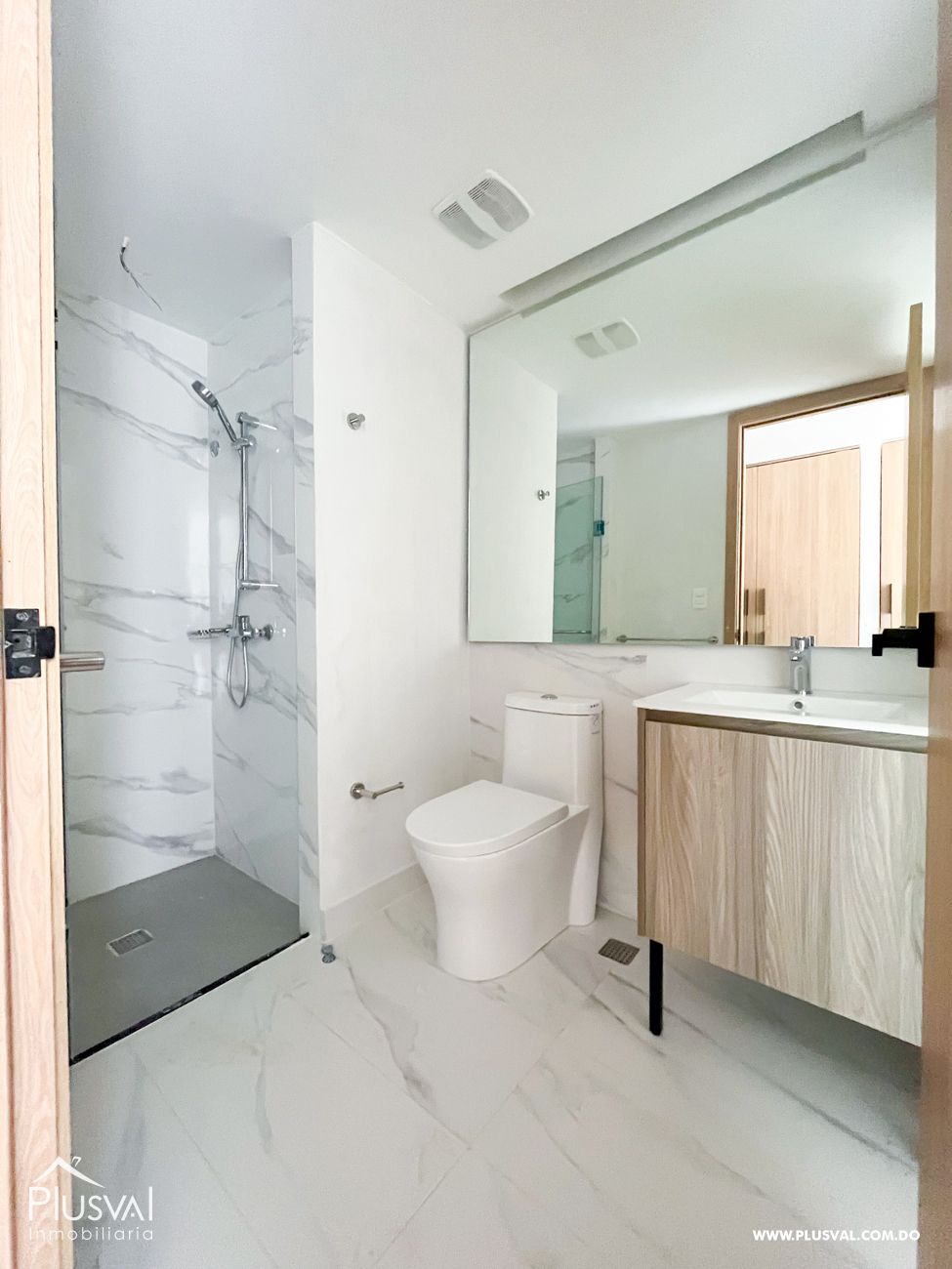 Apartamento nuevo en alquiler con linea blanca en Arroyo Hondo Viejo 240896