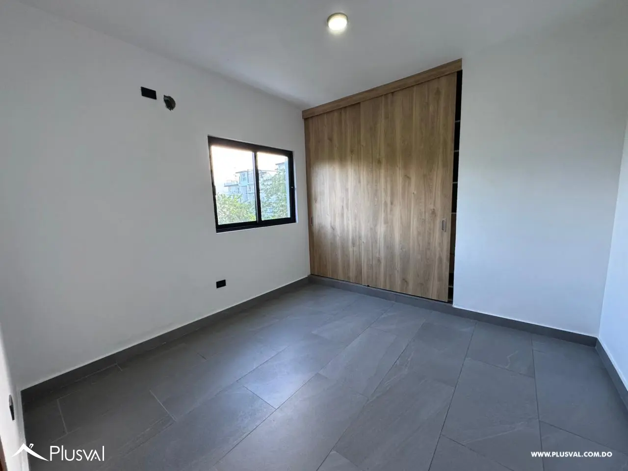 Apartamento tipo penthouse con terrazas y espacios a doble altura en Cabarete 487557