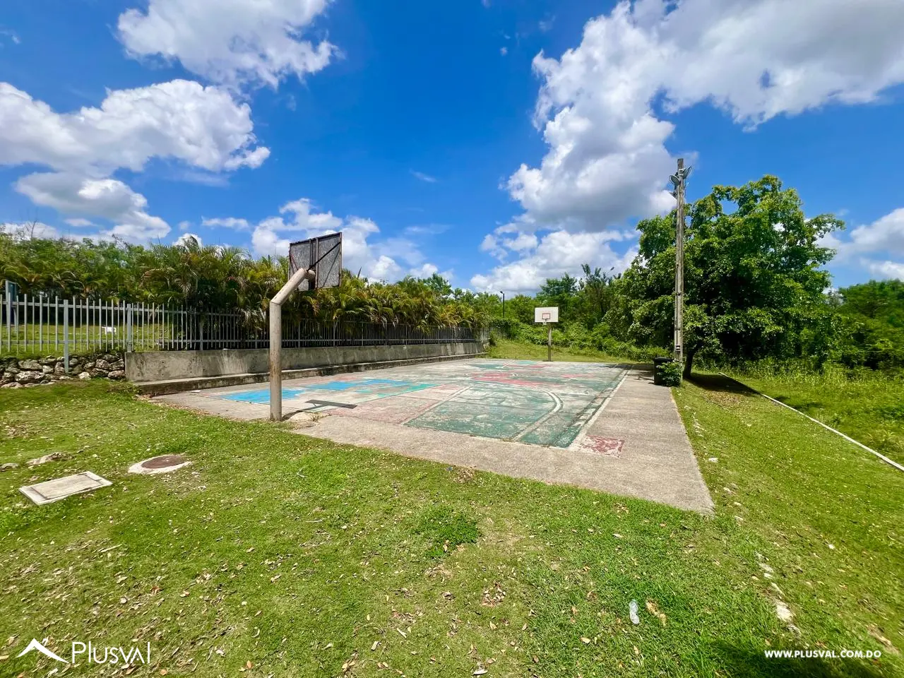 Casa dúplex en venta en Colinas del Viento con patio 526936