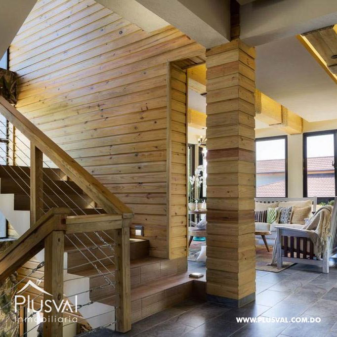 Hermosa Villa en Venta con Vistas de montañas en Mata de Plátano. 303846