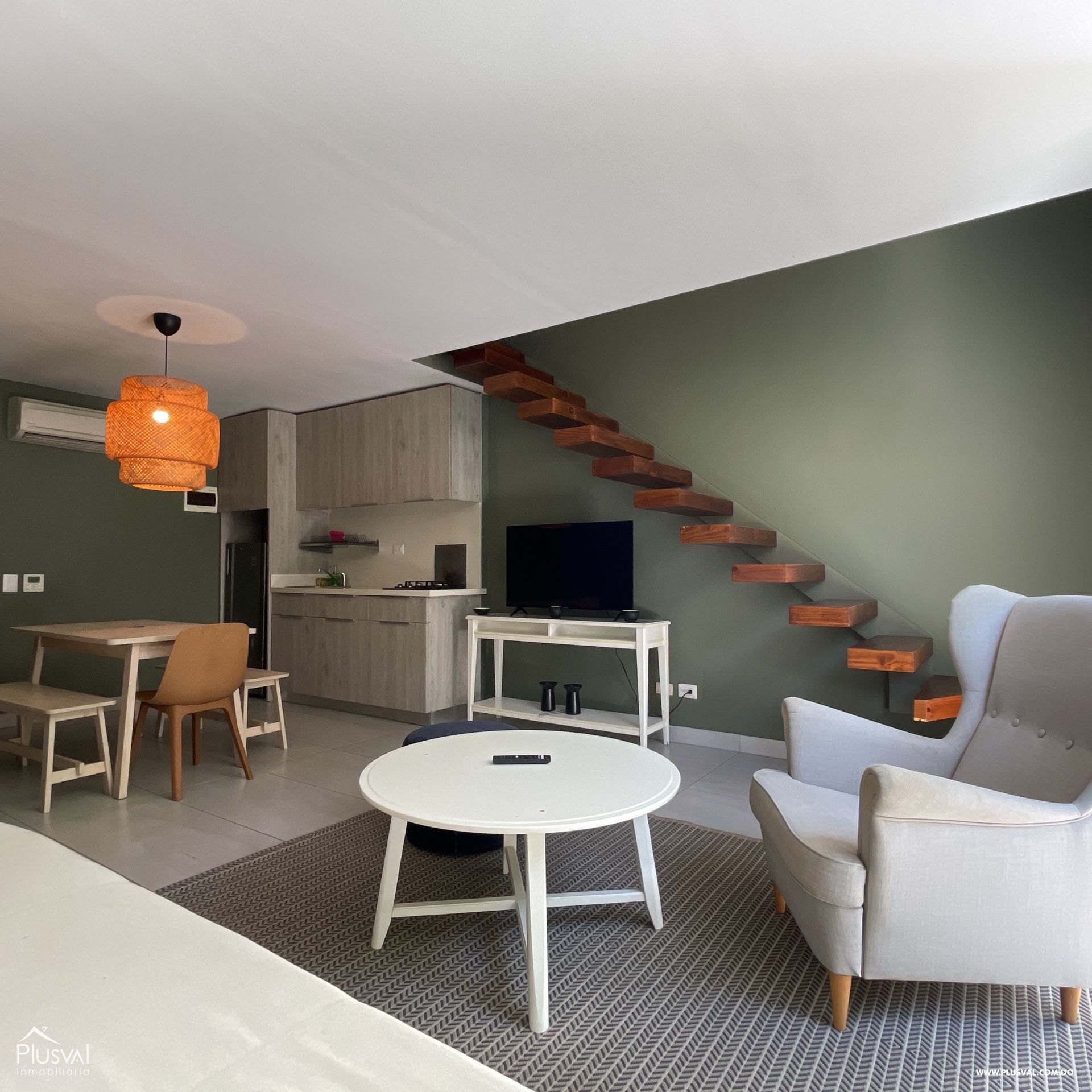 Alquiler de Amplio Apartamento Familiar con Terraza Privada en la Zona Colonial 396379