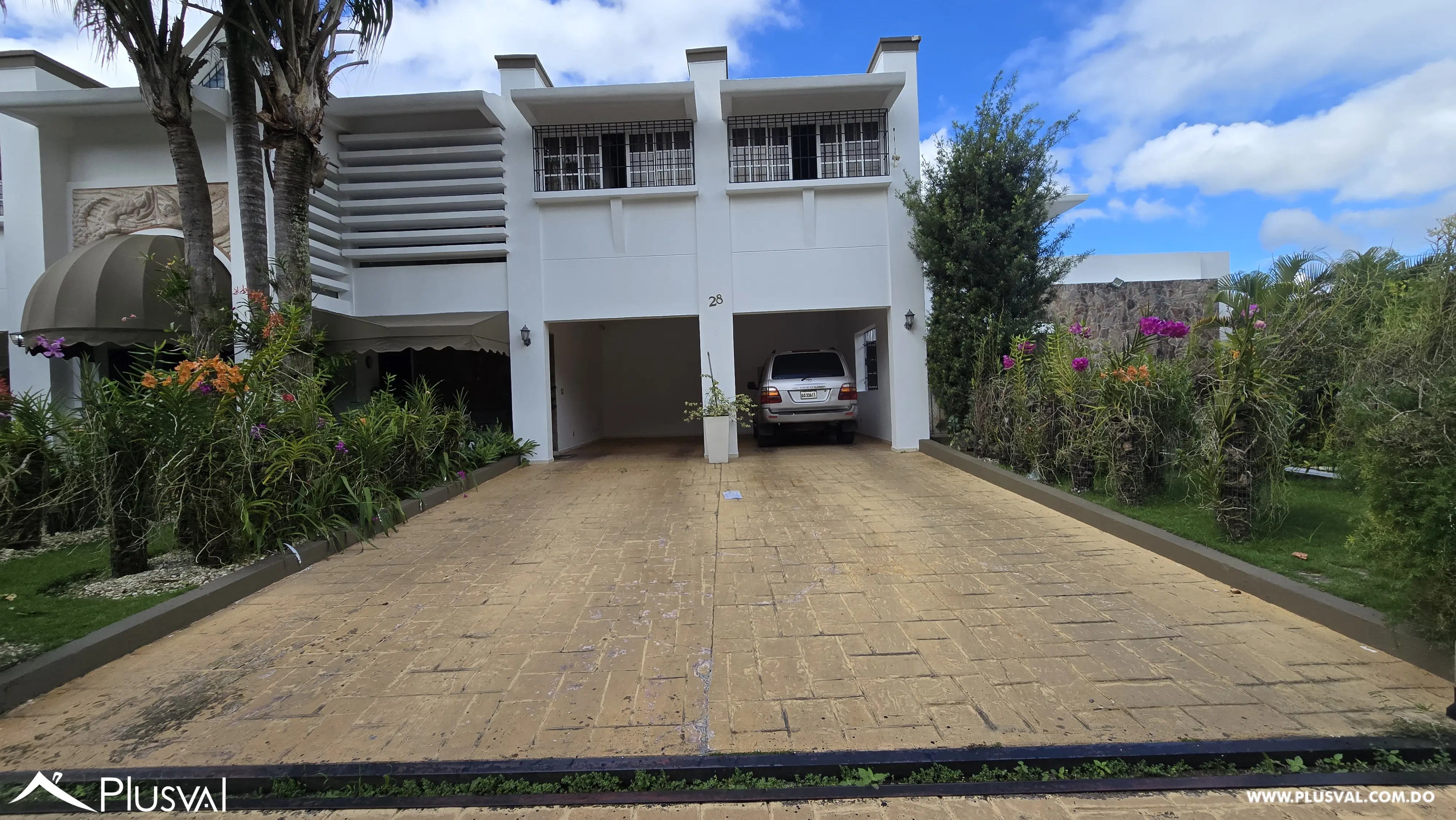 Un Hogar para Crear Recuerdos Inolvidables, Casa en Venta en Cuesta Hermosa I. 479595