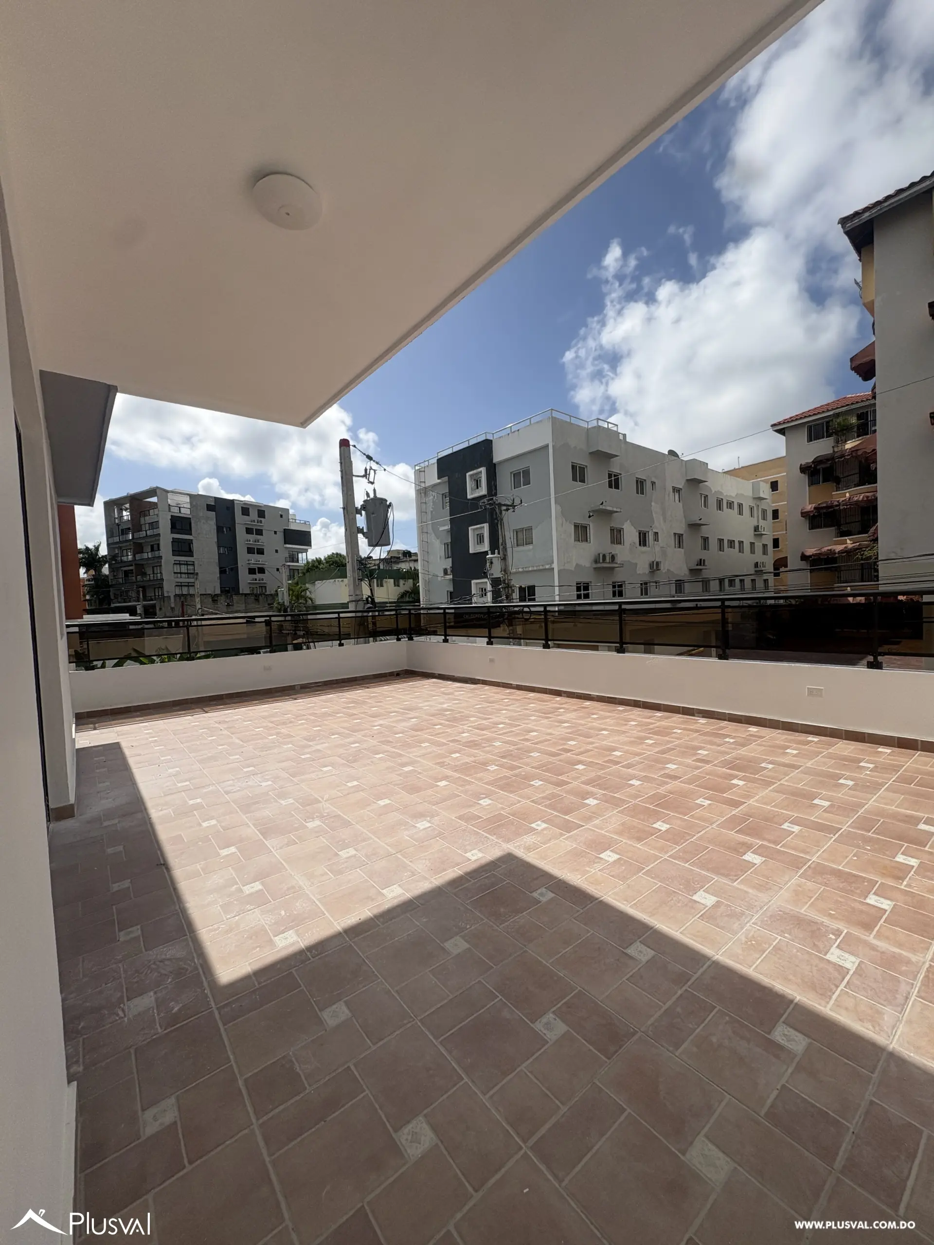 Vendo Proyecto de apartamentos en Arroyo Hondo 506285