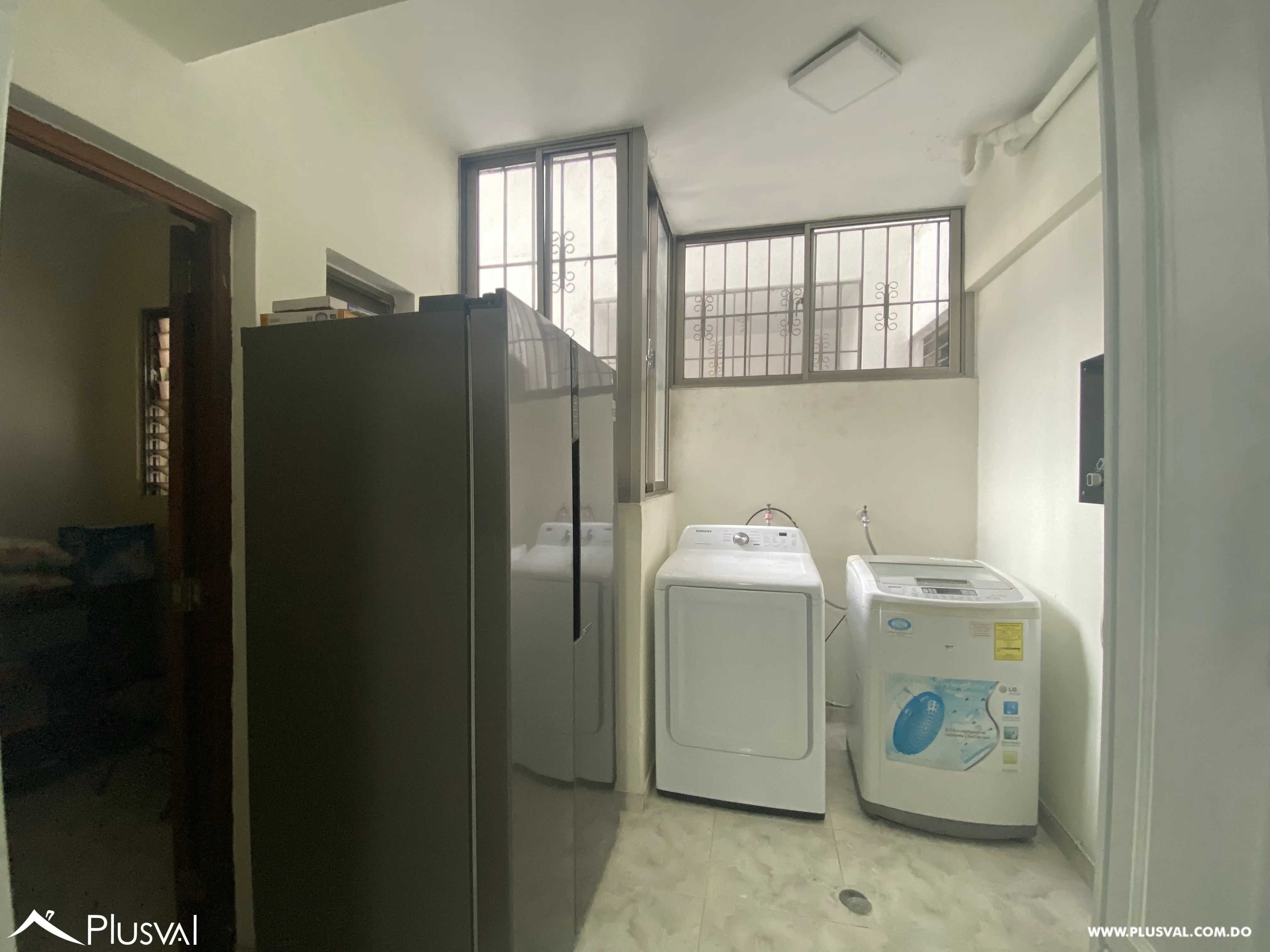 Alquilo Excelente Apartamento en Naco 453694