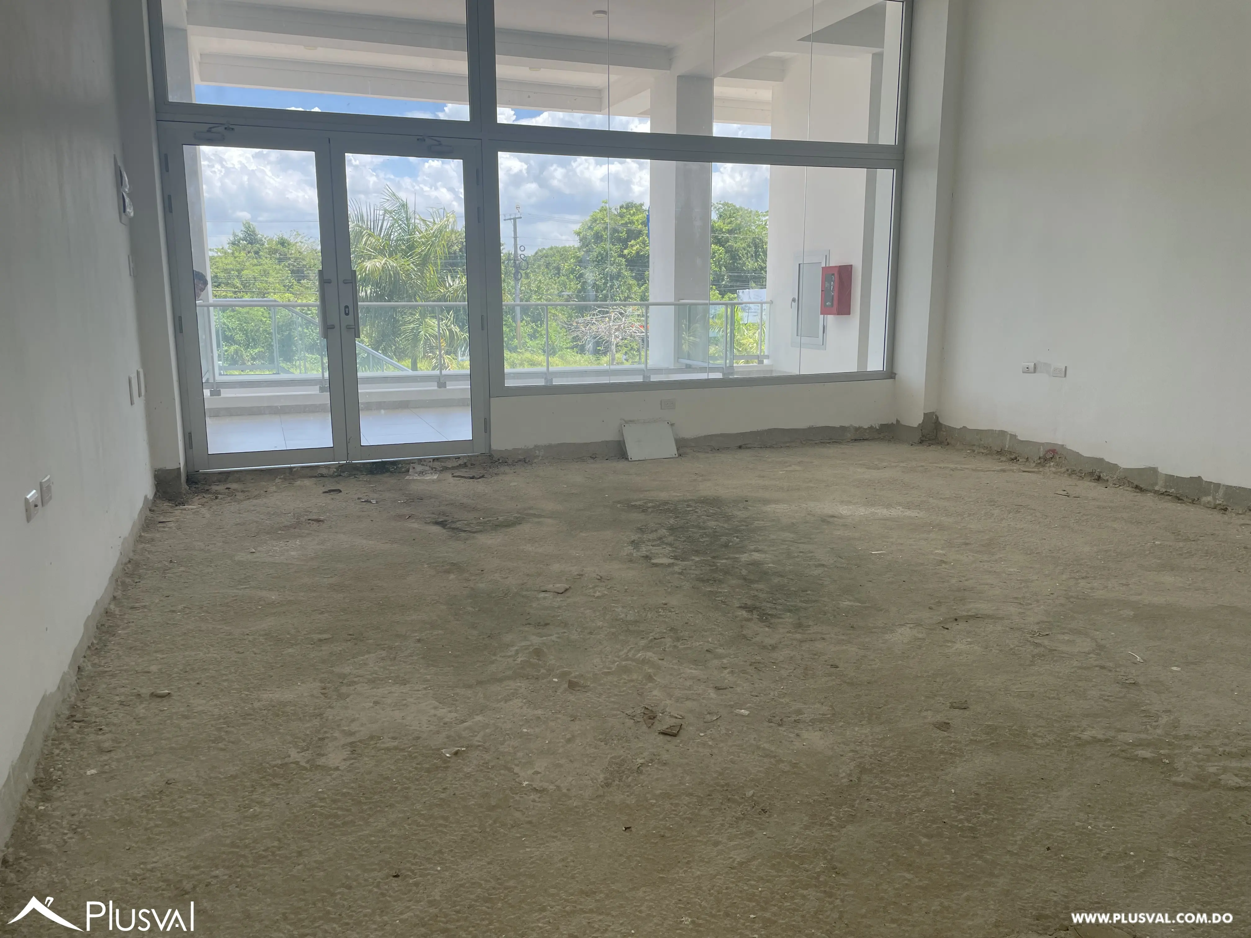 Local Comercial En Venta, Plaza TEPUY 506187
