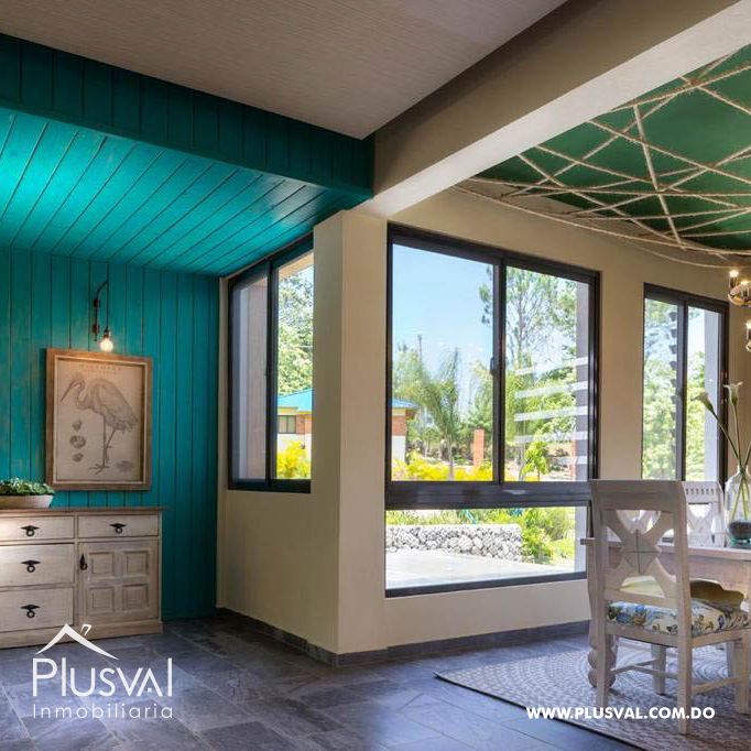 Hermosa Villa en Venta con Vistas de montañas en Mata de Plátano. 303835