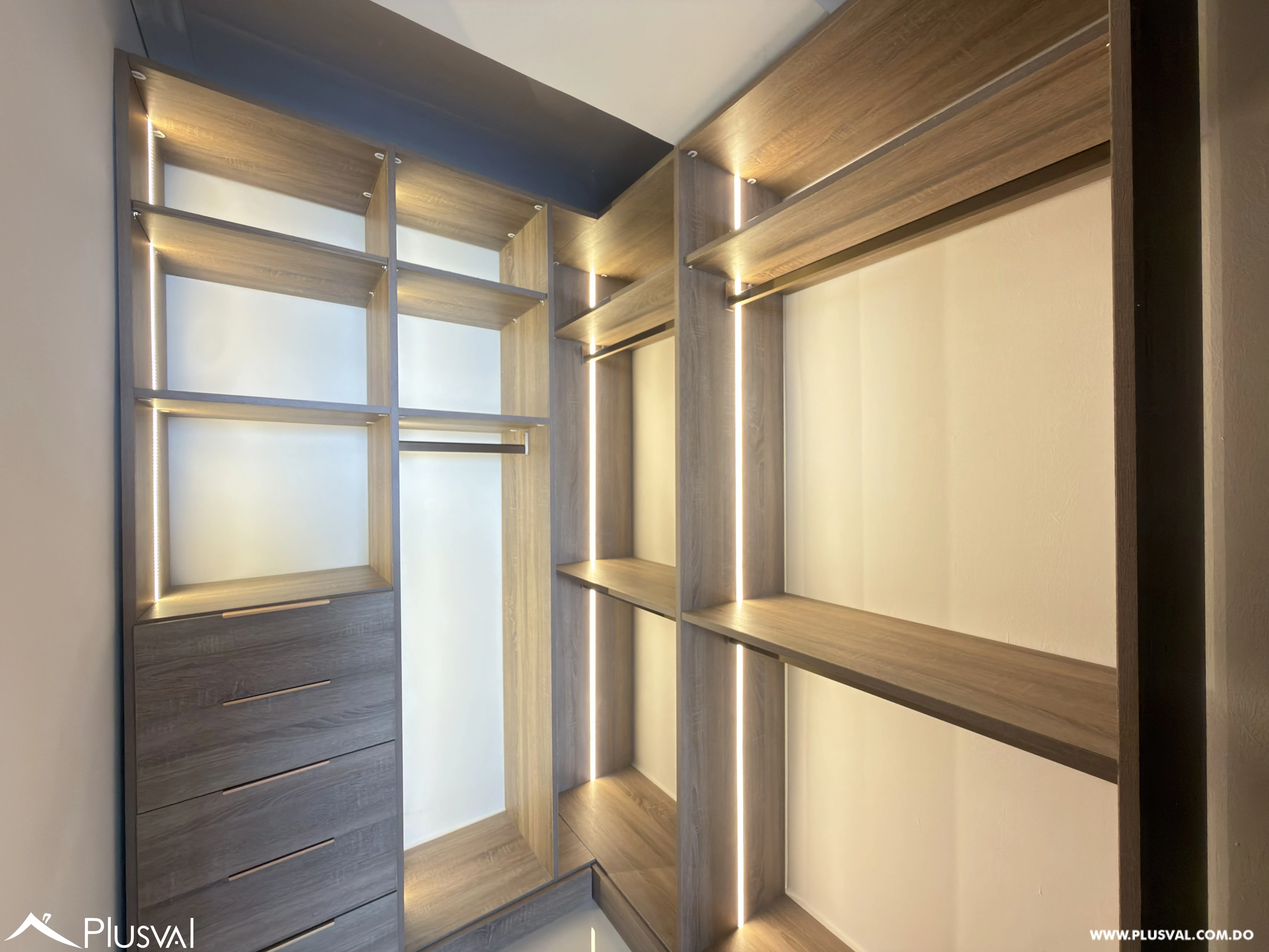 Apartamento de 1 Habitacion en venta en Serralles, totalmente nuevo y remodelado 518445