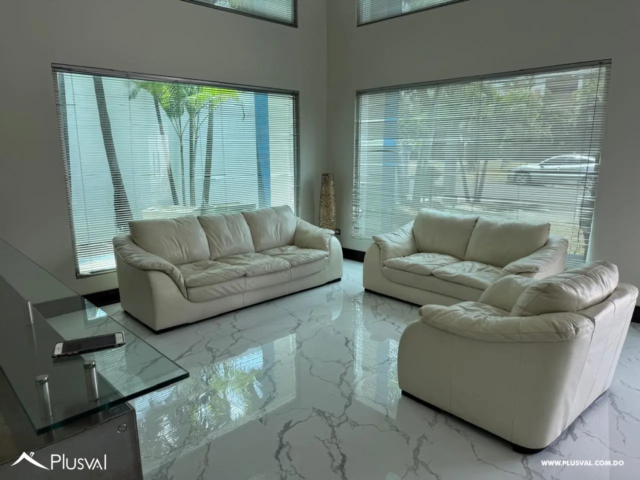 Local Para Oficina en Alquiler de 2 Niveles 472791